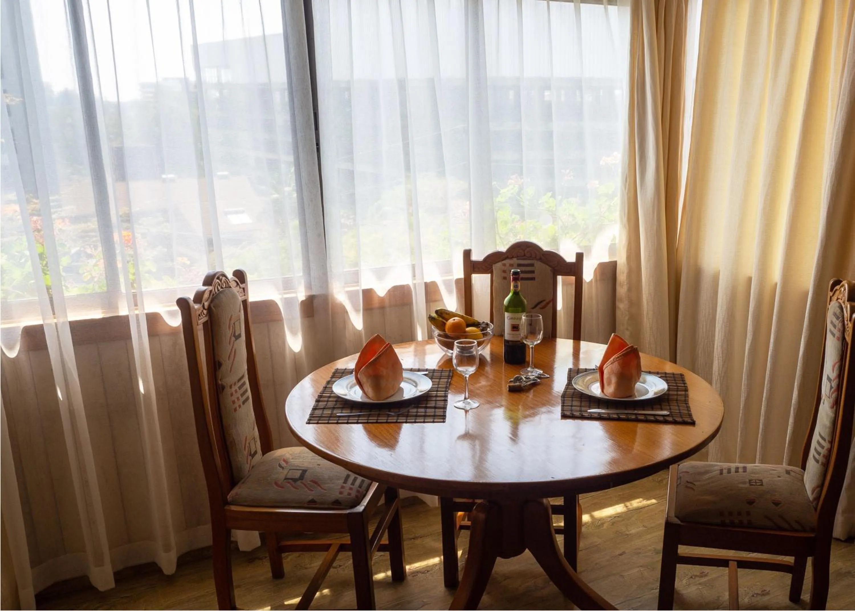 Dining area in Kates Apartments