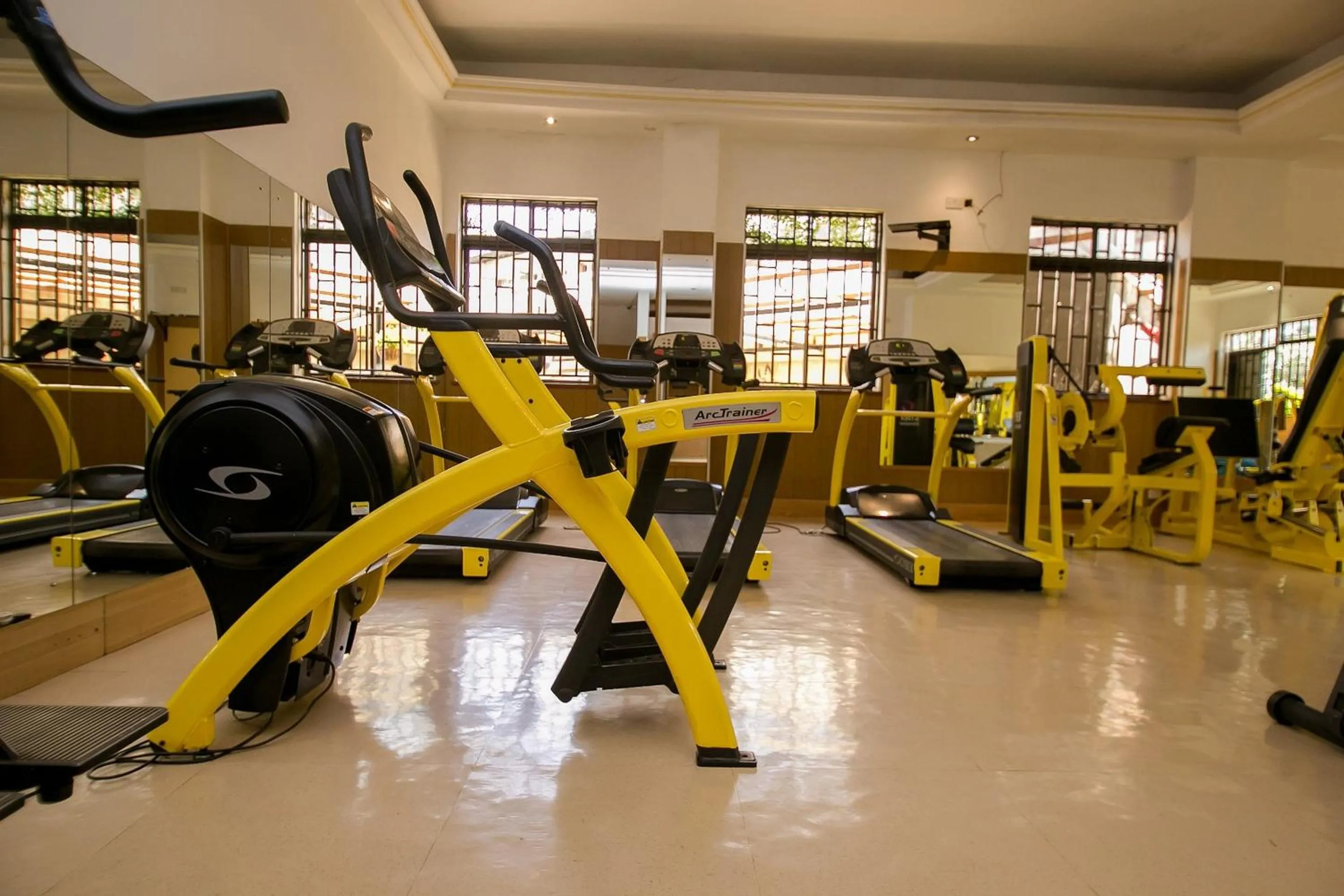 Fitness centre/facilities in Kates Apartments