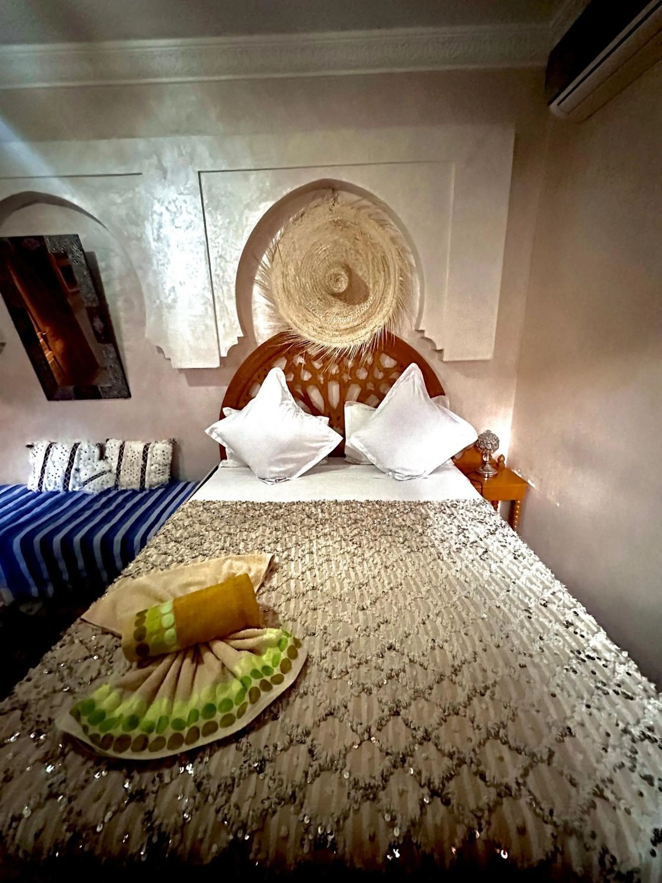 Bed in Riad Jenan Adam