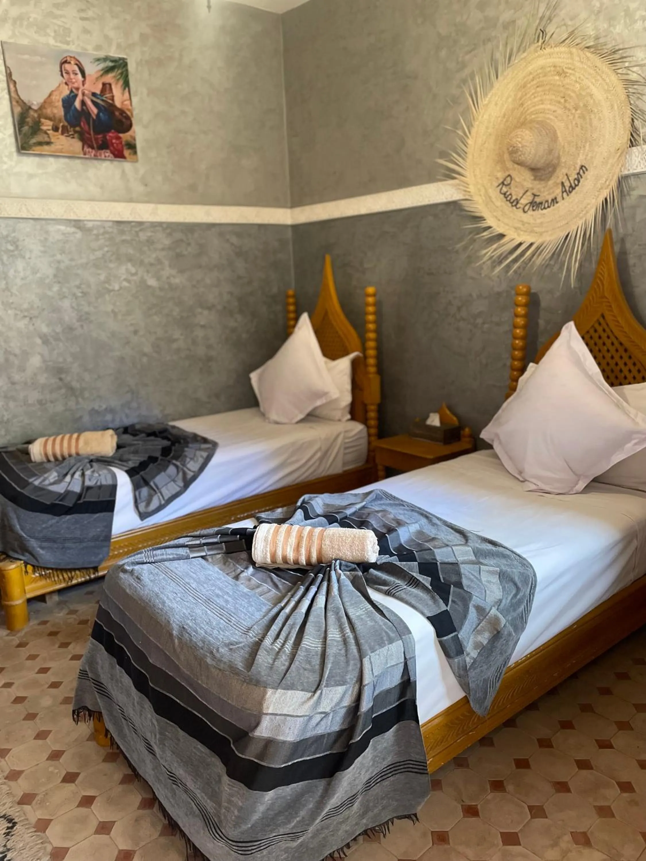 Bed in Riad Jenan Adam