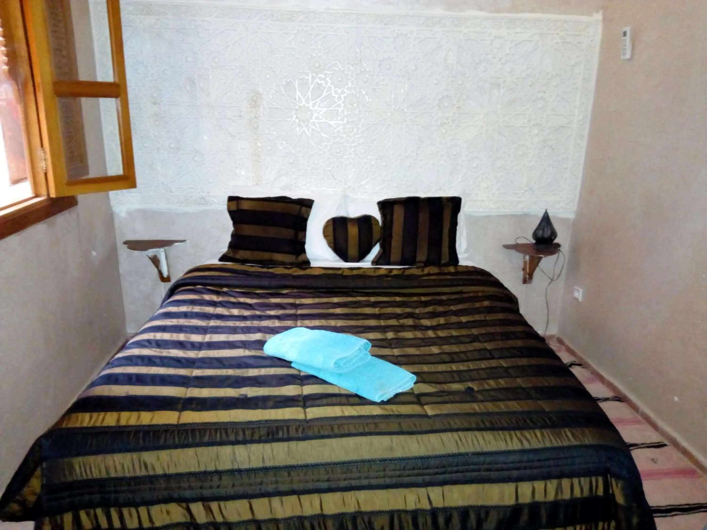 Facade/entrance, Bed in Riad Jenan Adam