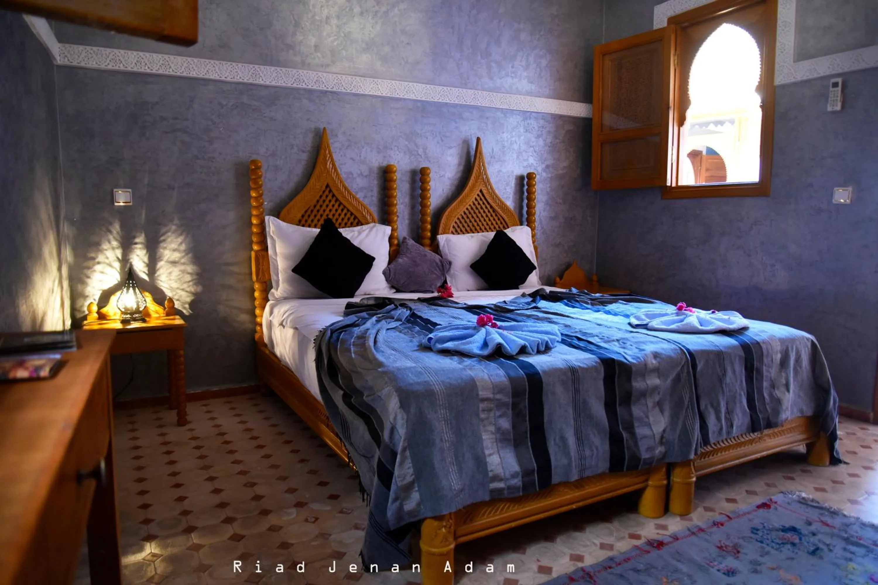 Photo of the whole room, Bed in Riad Jenan Adam