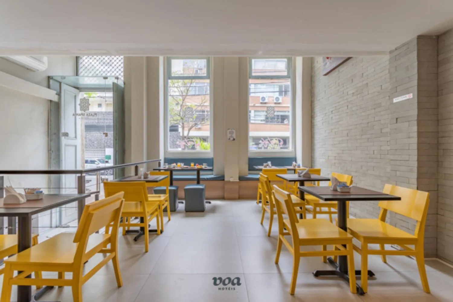 Restaurant/places to eat in Plaza Spania Boutique Hotel