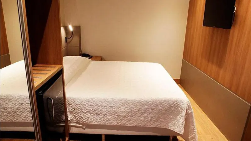 Bed in Plaza Spania Boutique Hotel