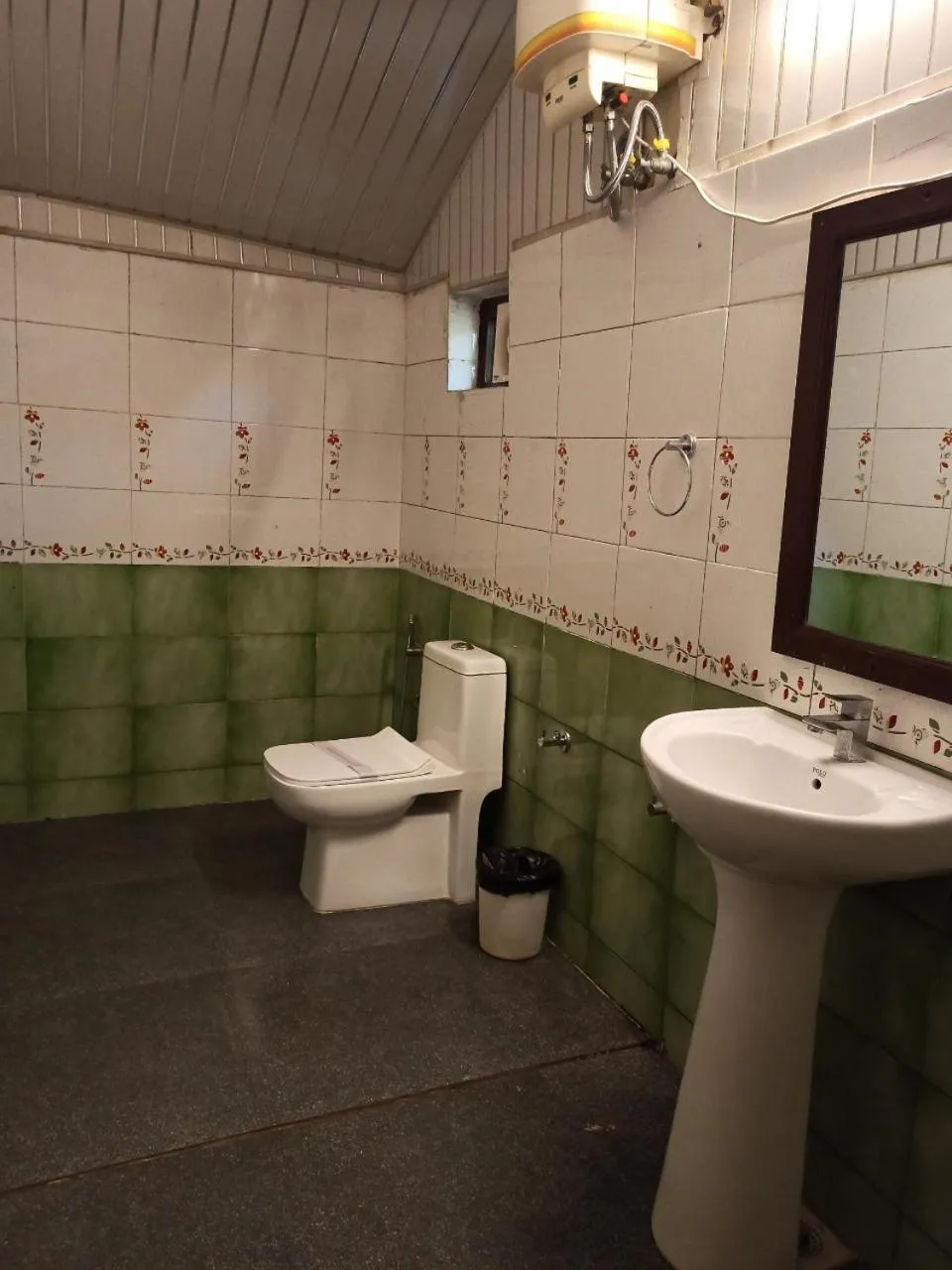 Bathroom in Hill 'N' You - A Boutique Garden Resort