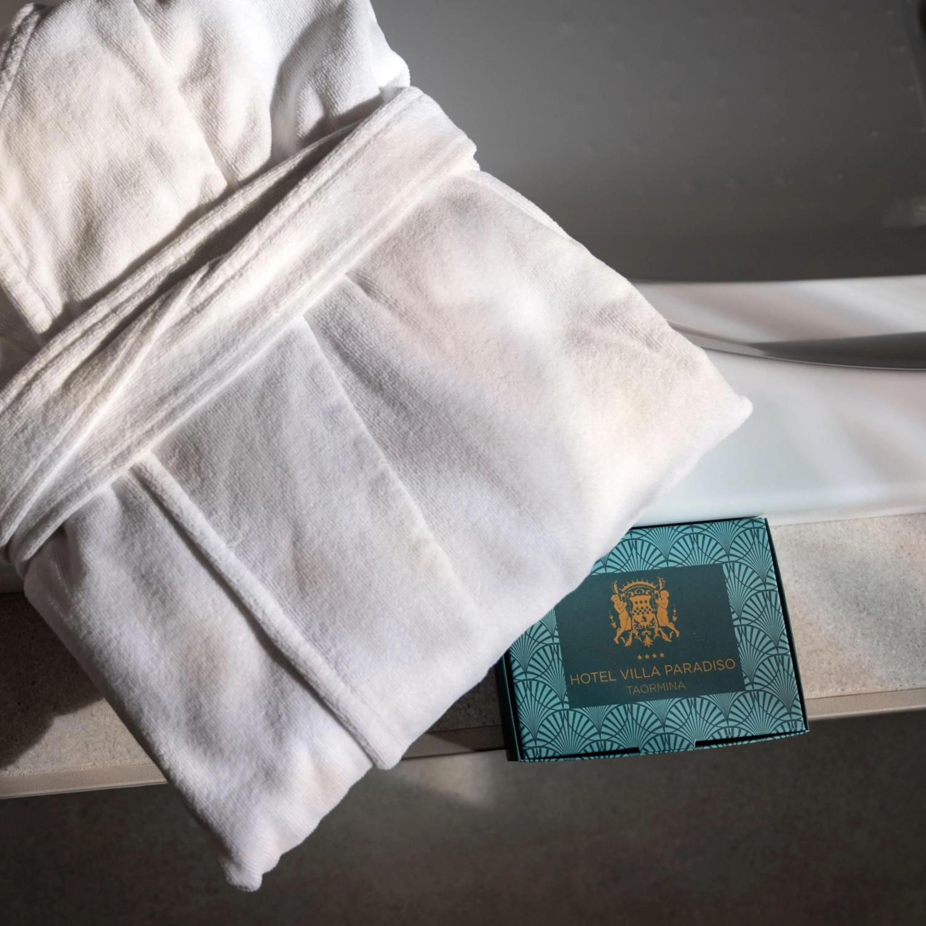 Bed in Hotel Villa Paradiso