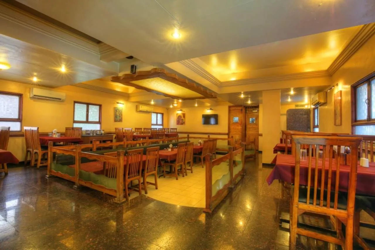 Restaurant/places to eat in Hotel Lonavla