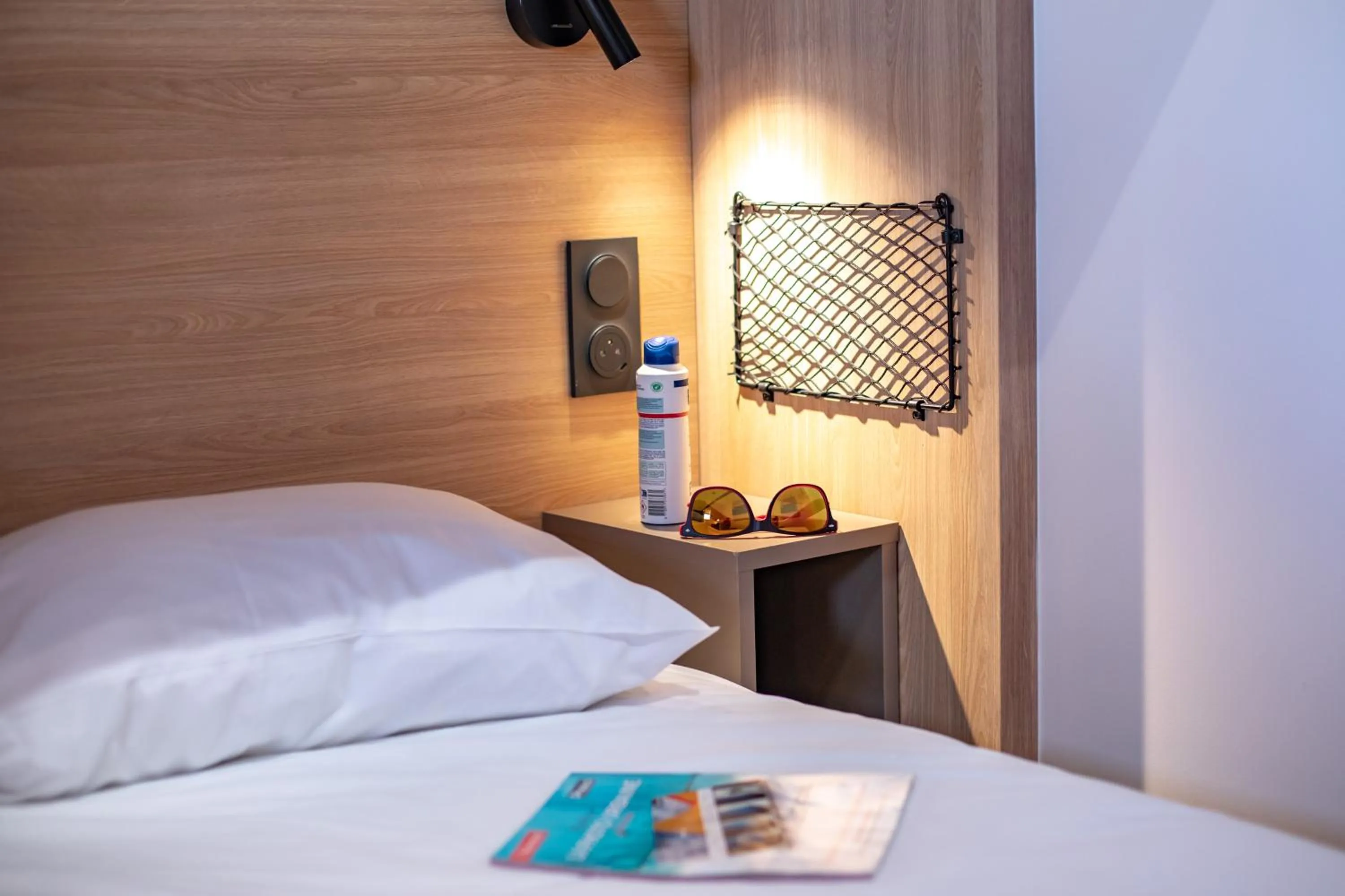 Bed in Premiere Classe Annecy Cran-Gevrier RÉNOVÉ EN 2025