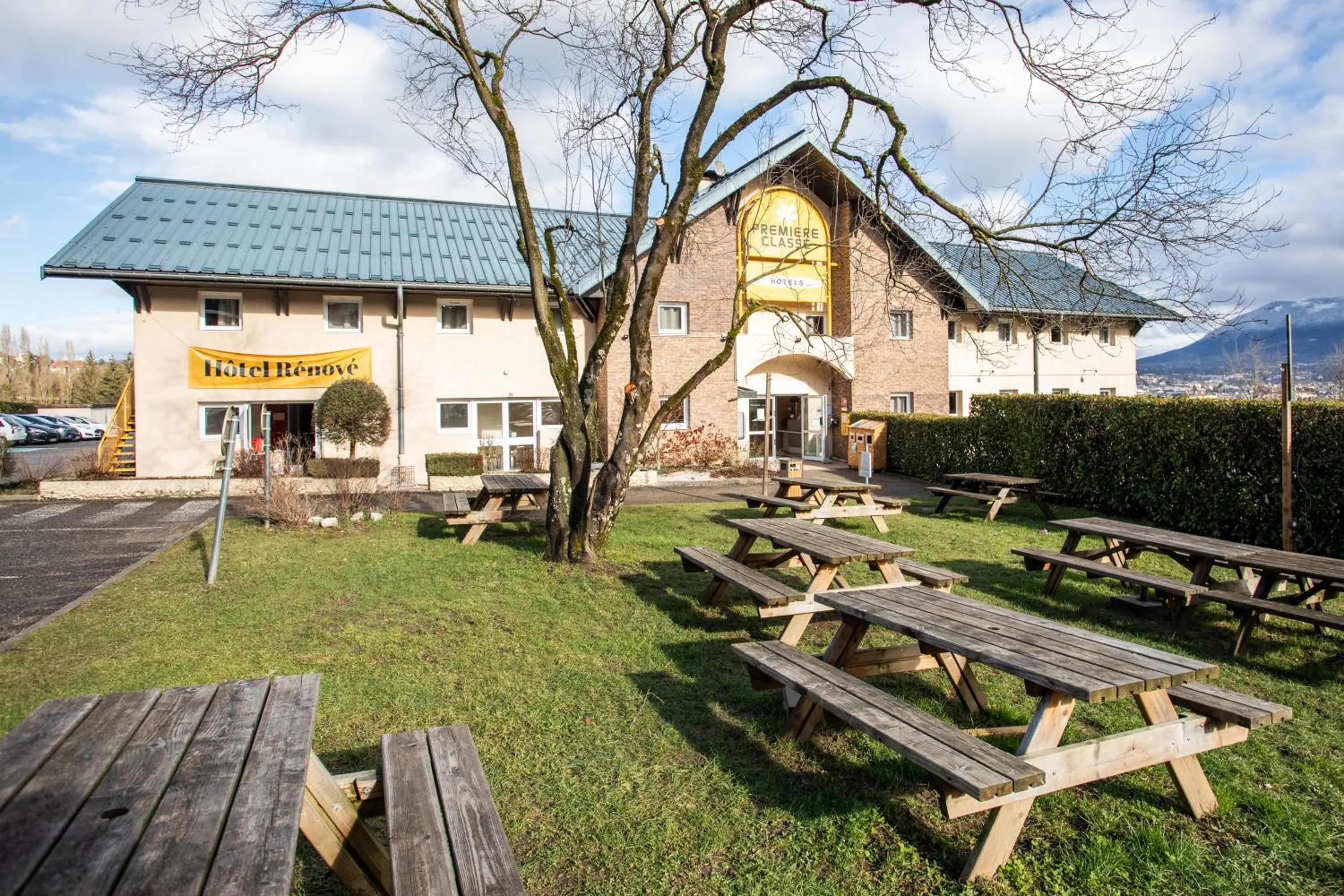 Property building in Premiere Classe Annecy Cran-Gevrier RÉNOVÉ EN 2025