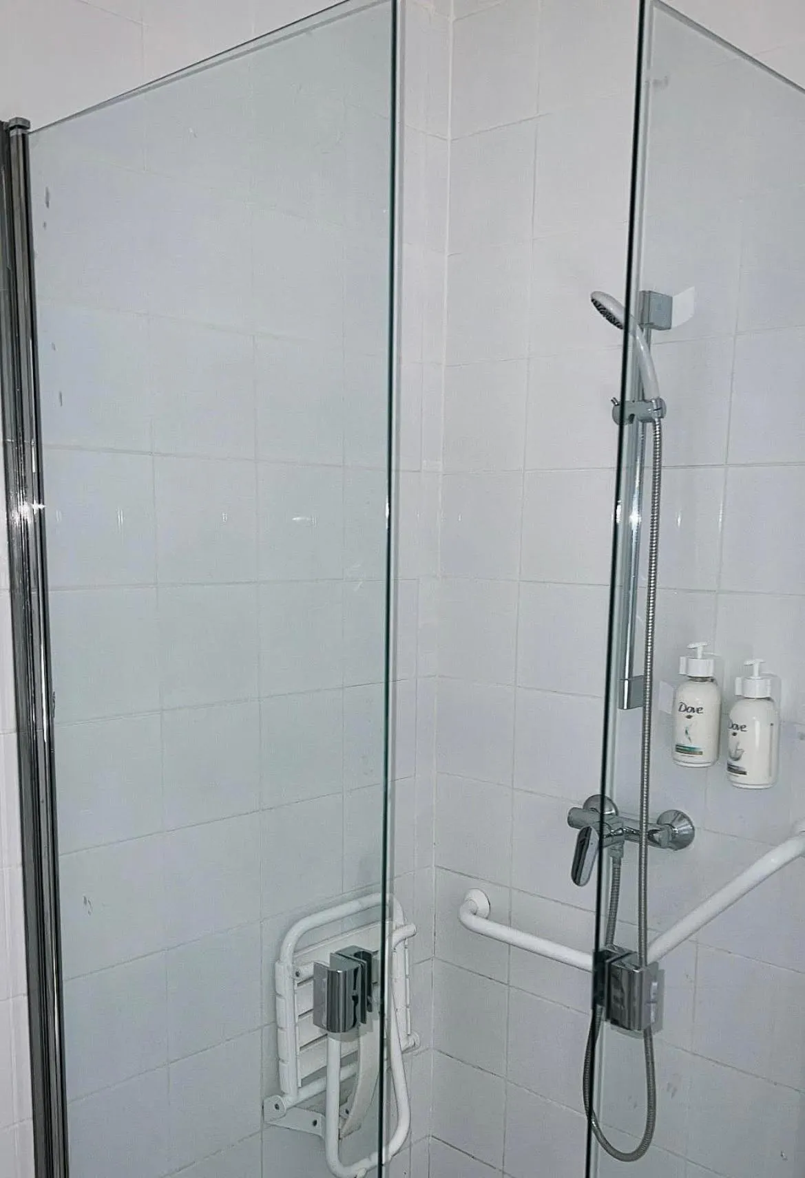 Bathroom in Premiere Classe Annecy Cran-Gevrier RÉNOVÉ EN 2025