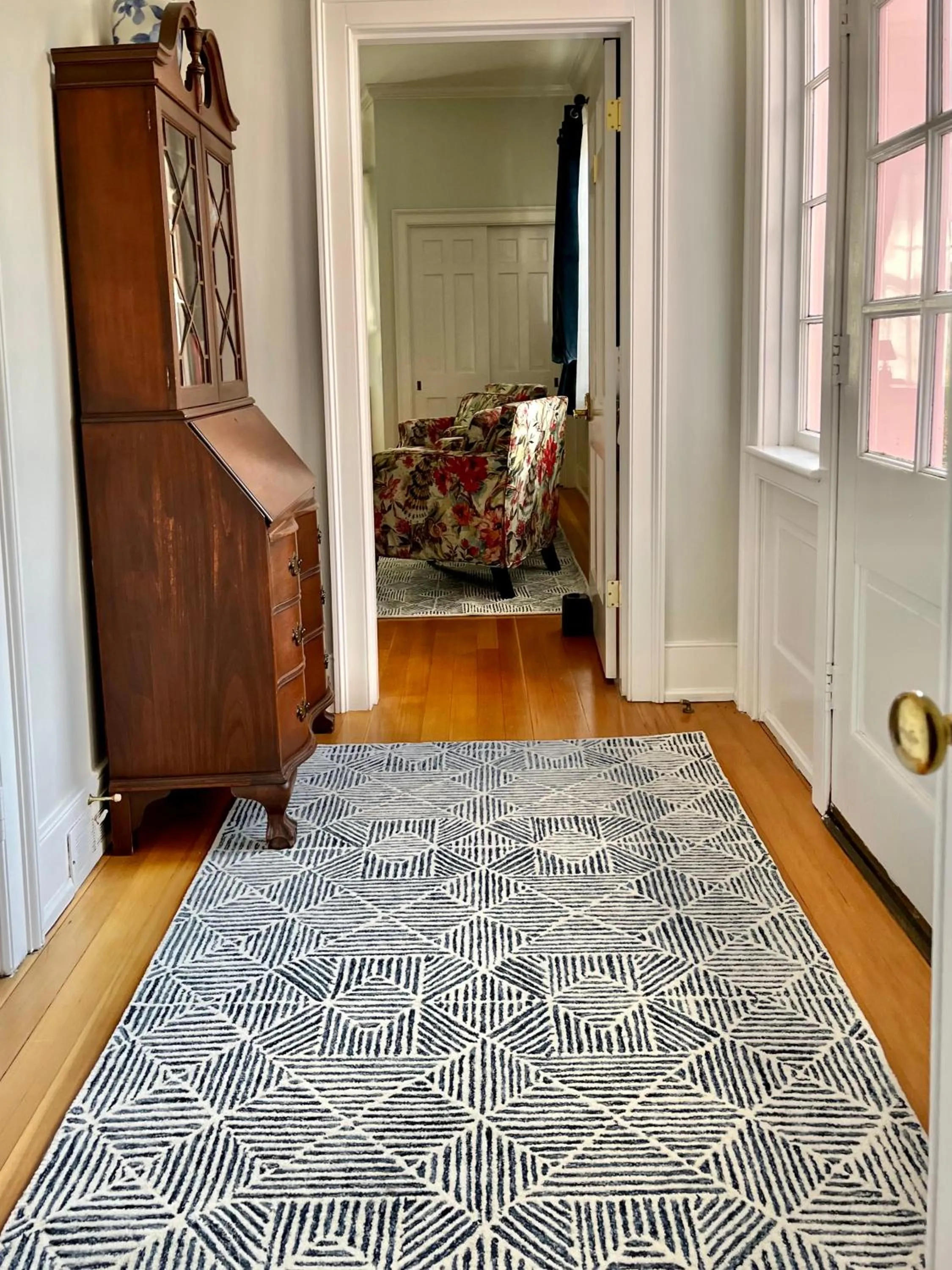 Bed in Charred Oaks Inn