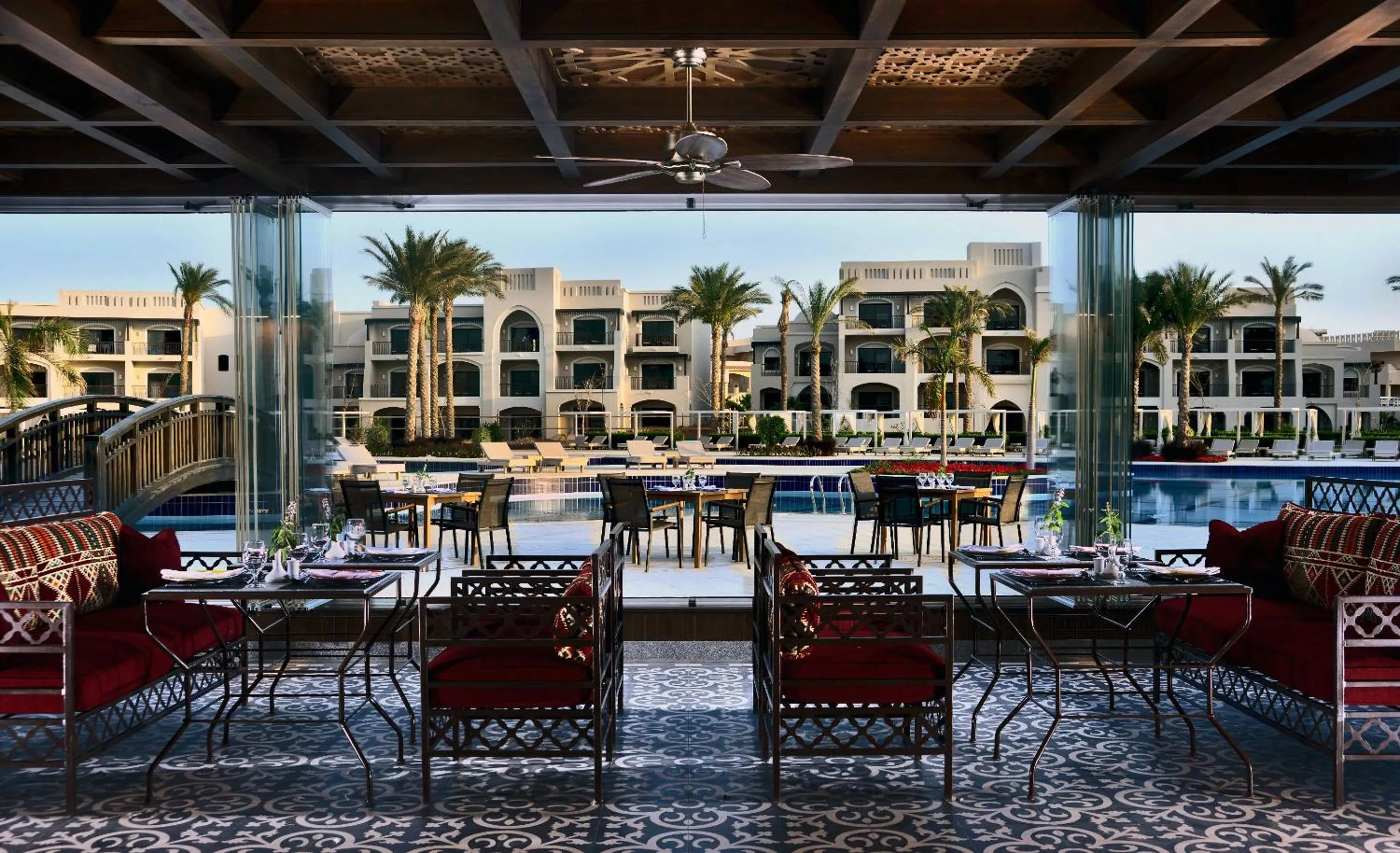 Restaurant/places to eat in Steigenberger Alcazar