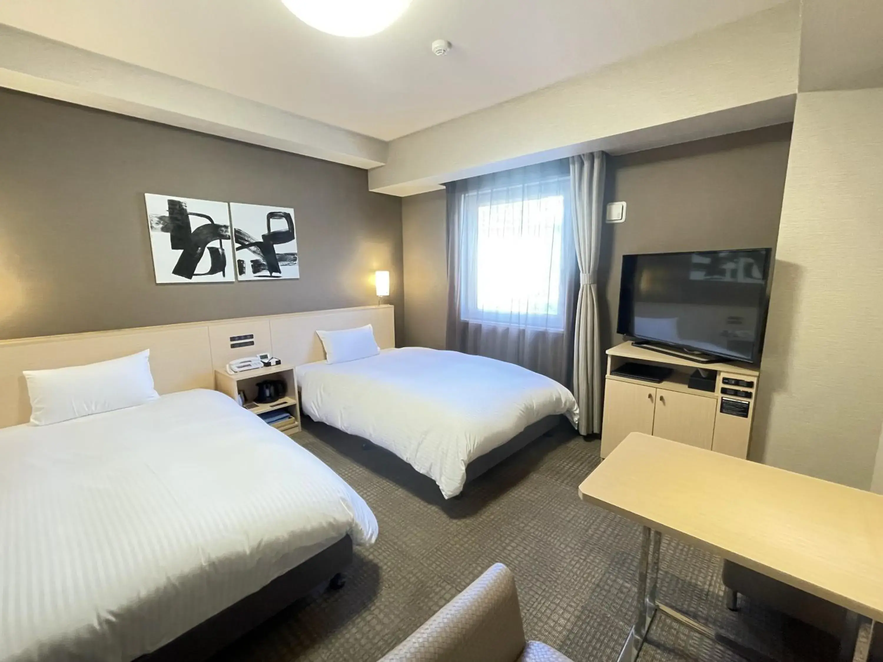 Twin Room - single occupancy - Smoking in Hotel Route Inn Grand Ueda Ekimae Twin Room - single occupancy - Smoking in Hotel Route Inn Grand Ueda Ekimae