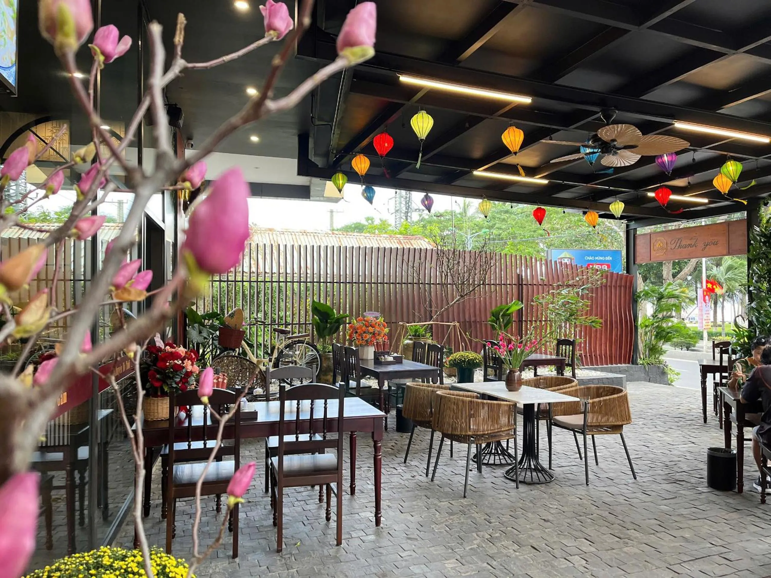 Restaurant/places to eat in Starcity Hotel & Condotel Beachfront Nha Trang