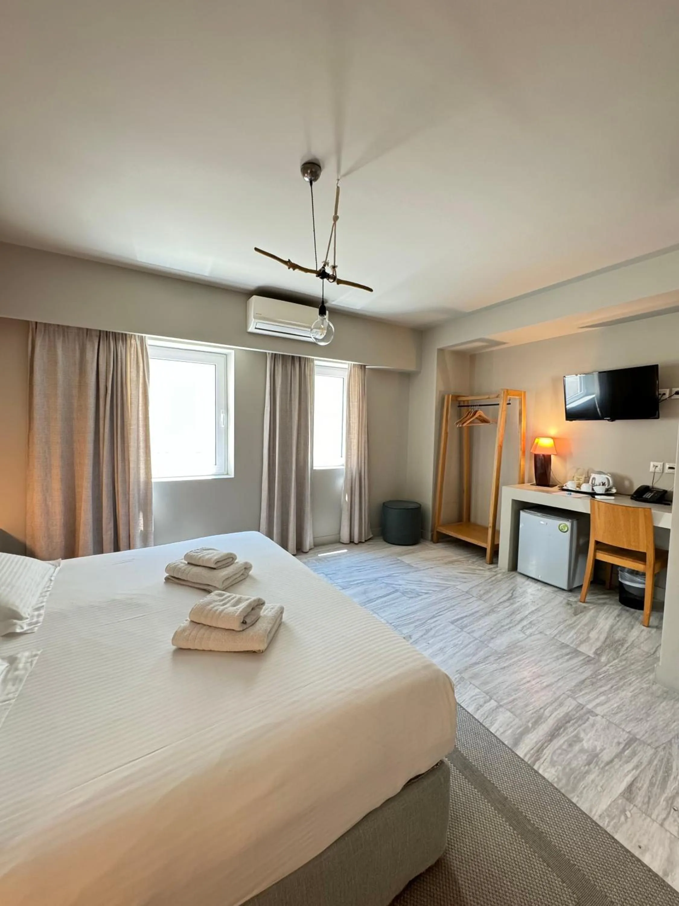 Bedroom, Bed in Lotus Center