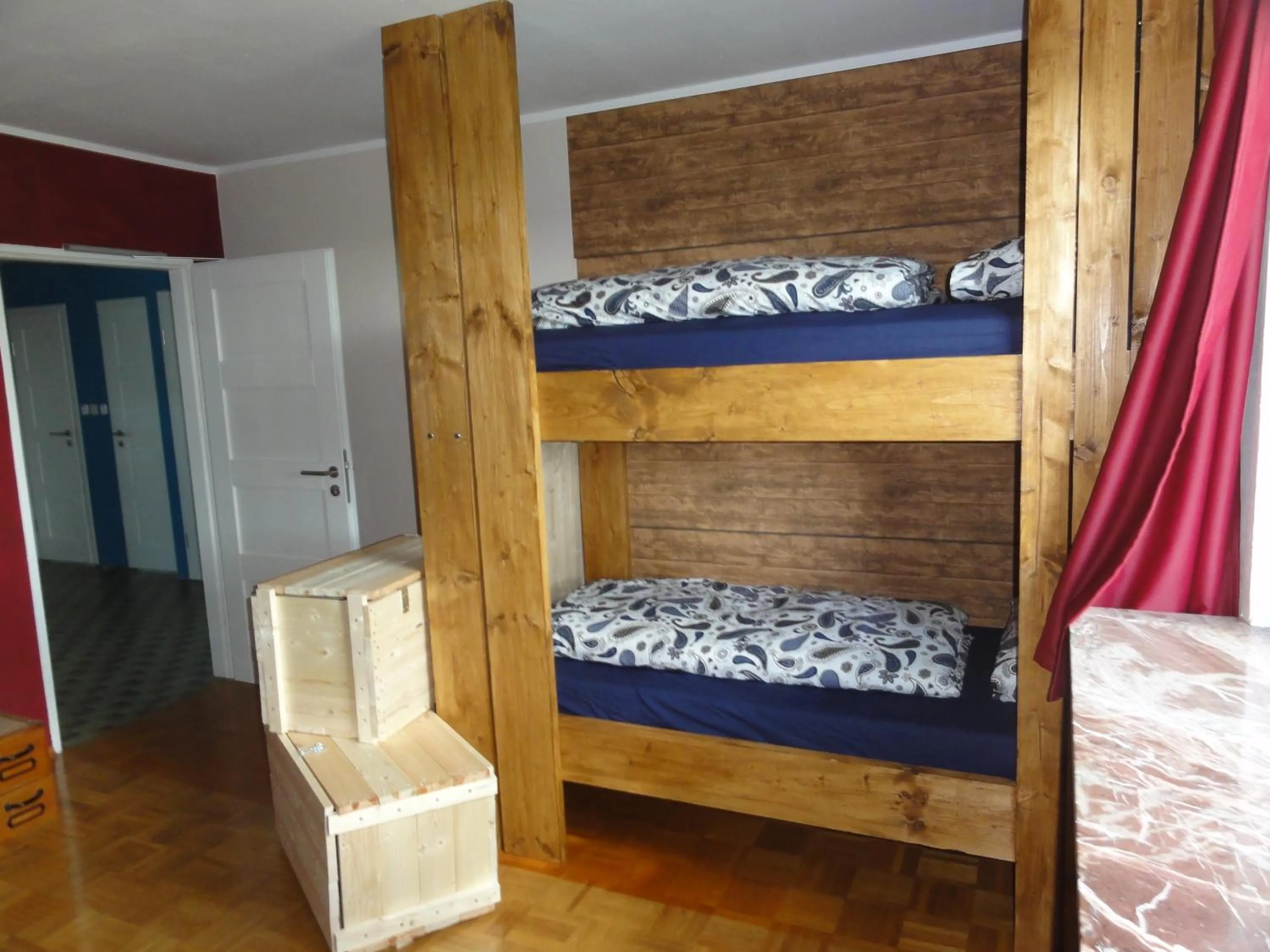 Photo of the whole room, Bed in Peanuts Hostel & Meer