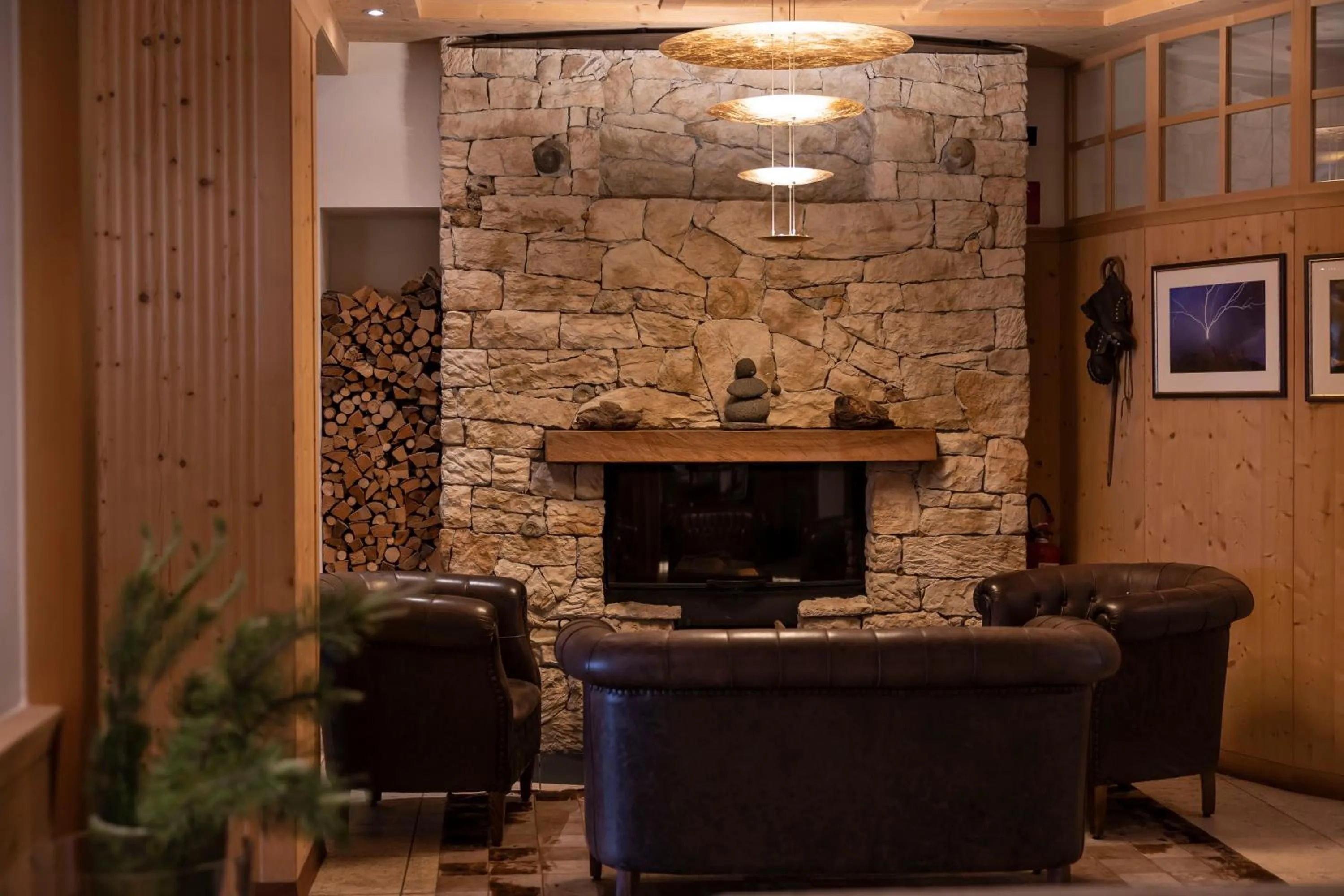 Lounge or bar in Artnatur Dolomites Hotel & Spa