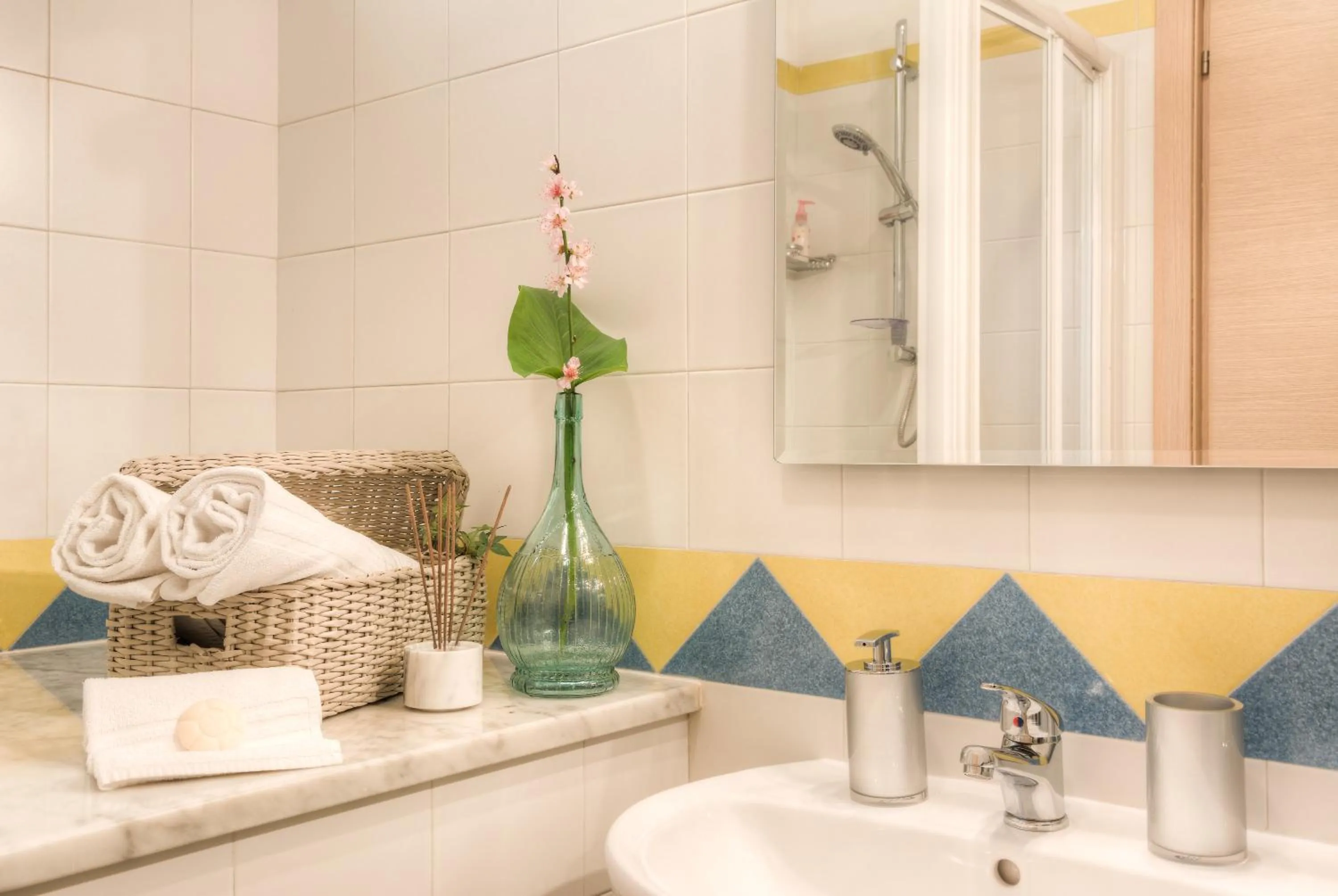 Property building in Casa Nannina