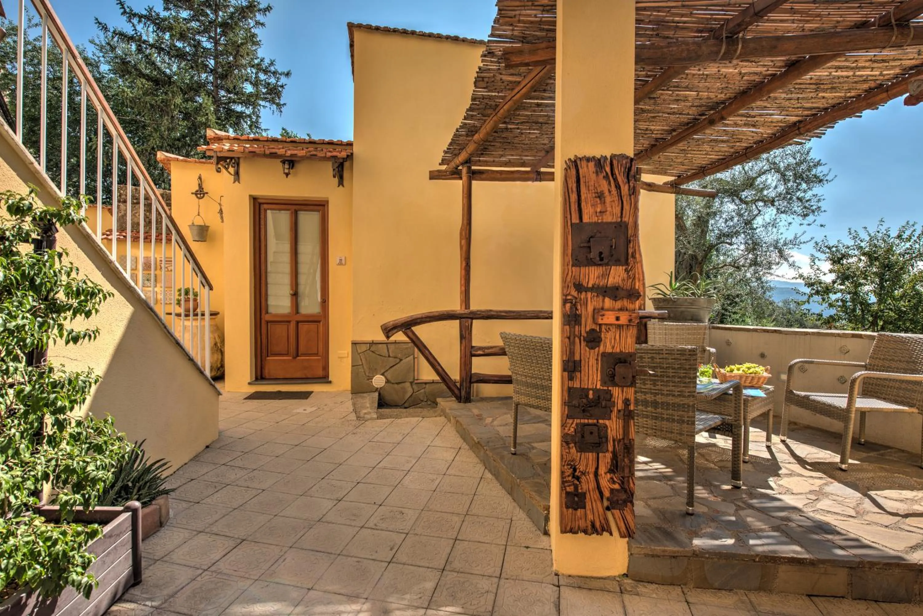 Property building in Casa Nannina