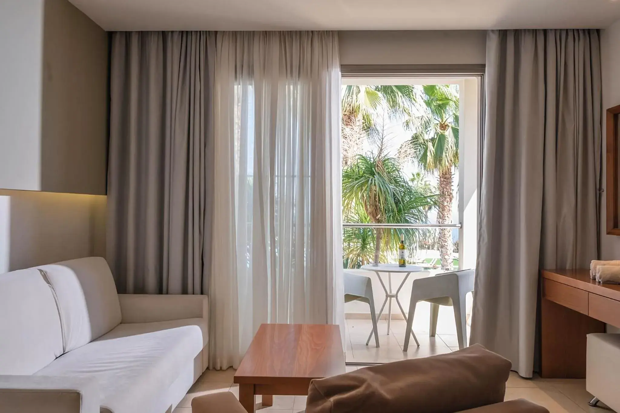 Mini Villa With Pool View in The Noverian Scenic Crete 5 Star Hilltop Villa Resort & Spa Mini Villa With Pool View in The Noverian Scenic Crete 5 Star Hilltop Villa Resort & Spa