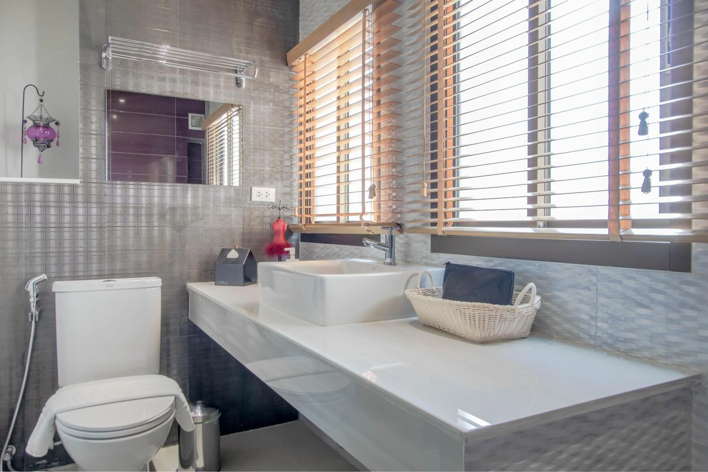 Shower in The Star of Sathorn