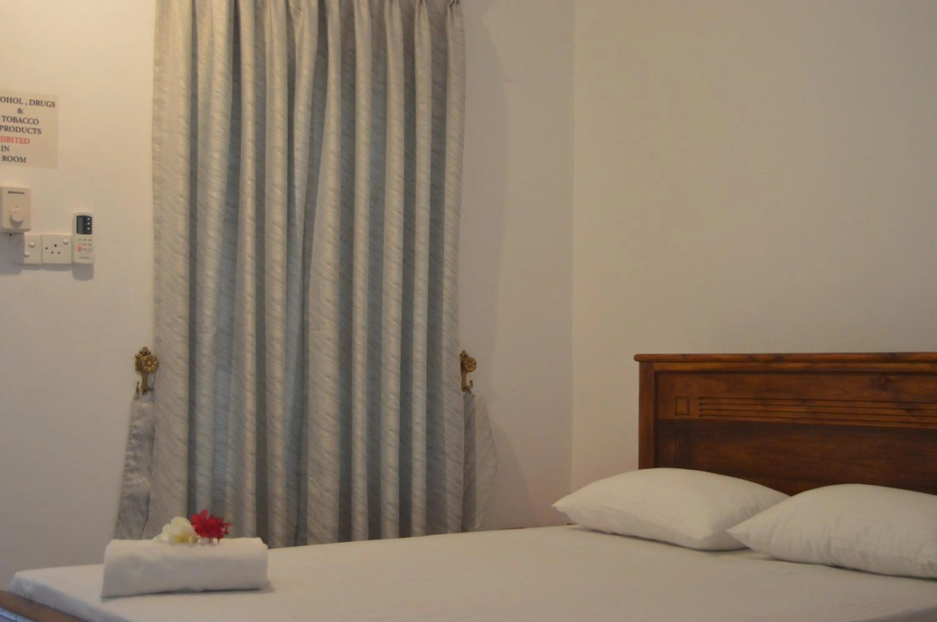 Bed in Shim Beach Resort