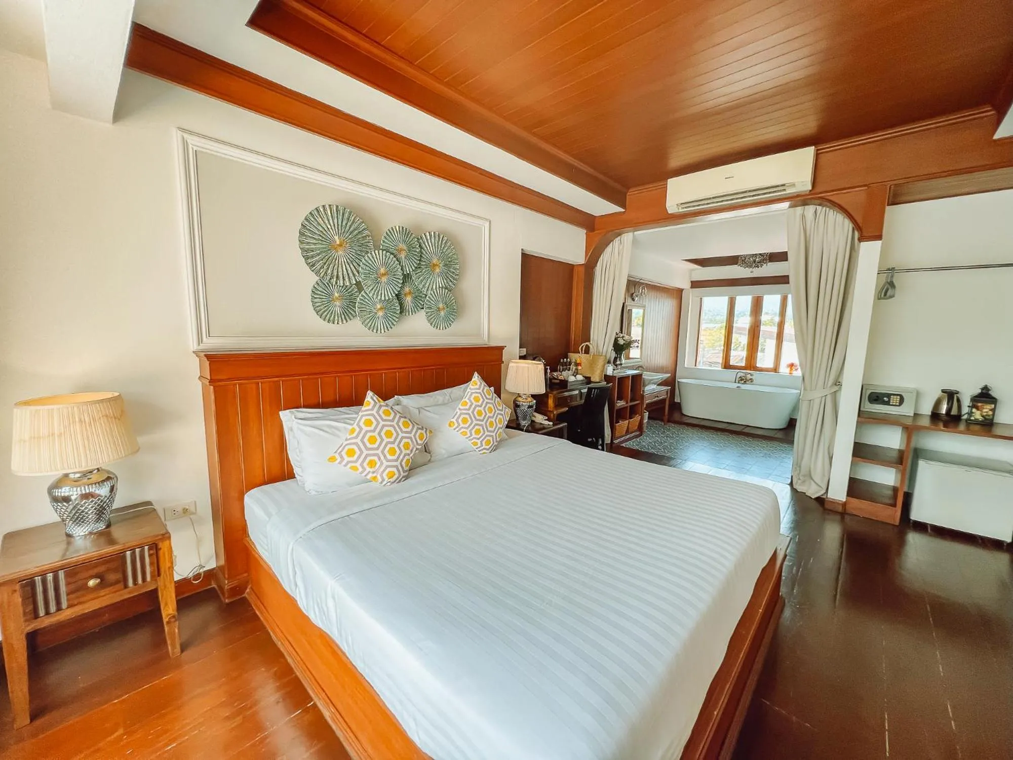 Bedroom, Bed in Pai Cherkaew Boutique House