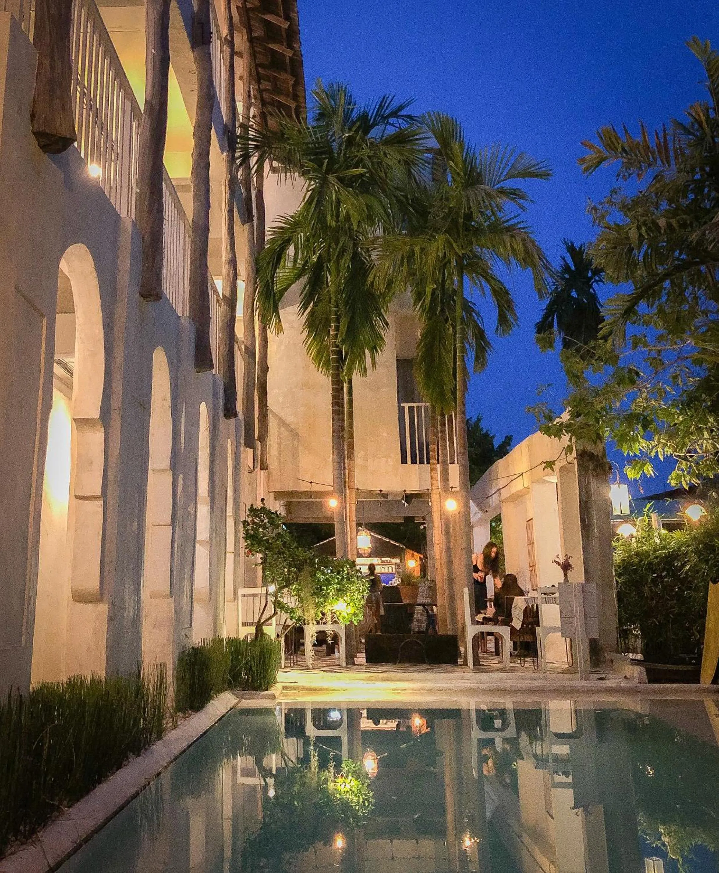 Property building in De Lit