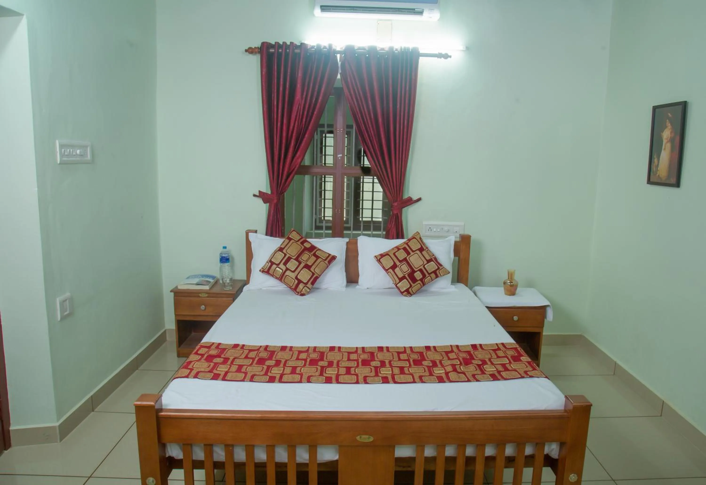 Photo of the whole room, Bed in Lake County Heritage Home