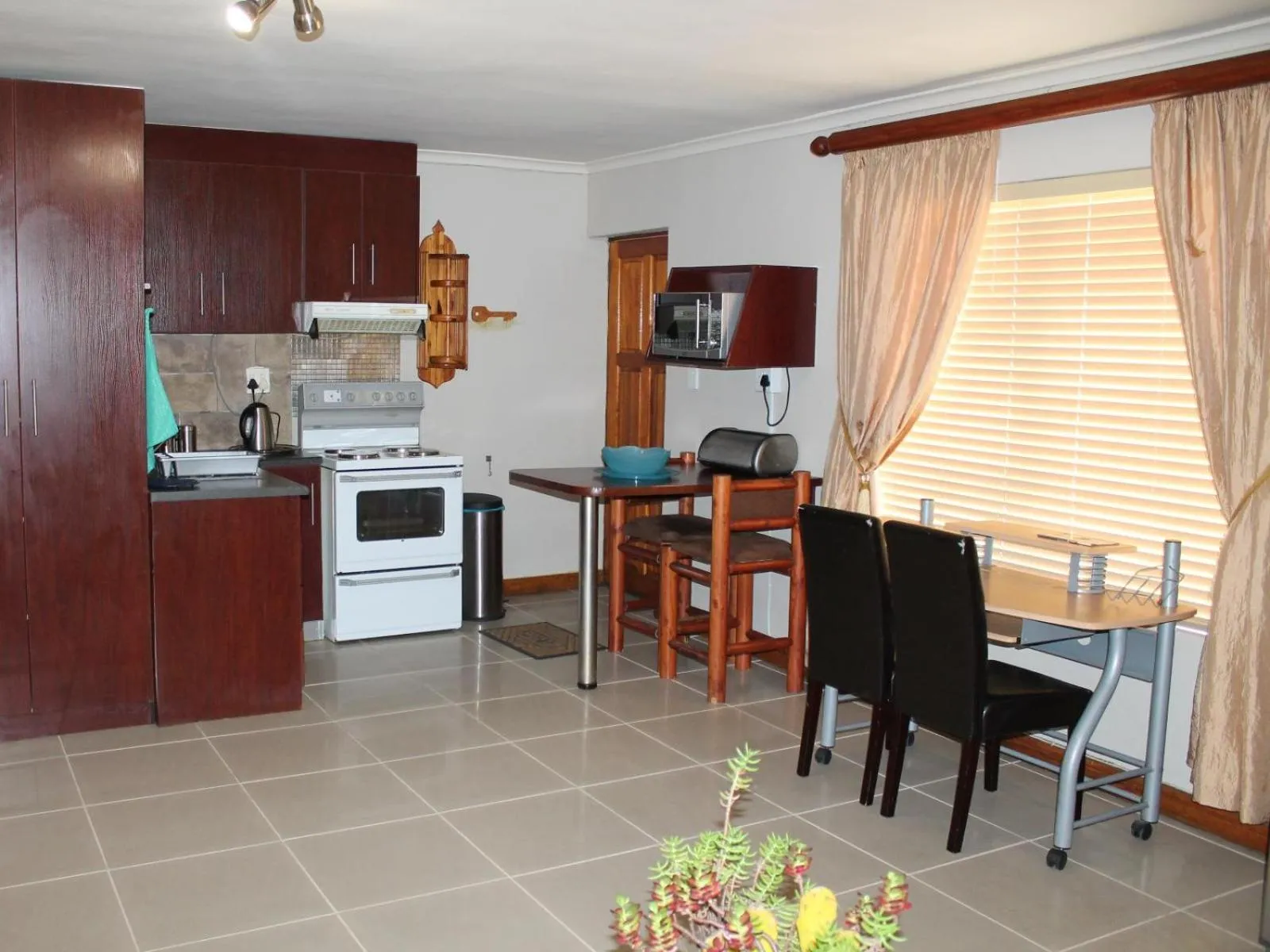 Quest Bed And Breakfast