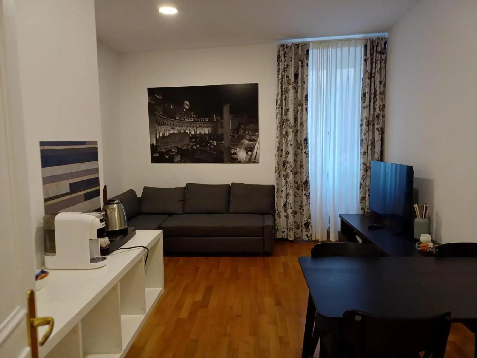 Two-Bedroom Apartment in Apollo Apartments Colosseo Two-Bedroom Apartment in Apollo Apartments Colosseo