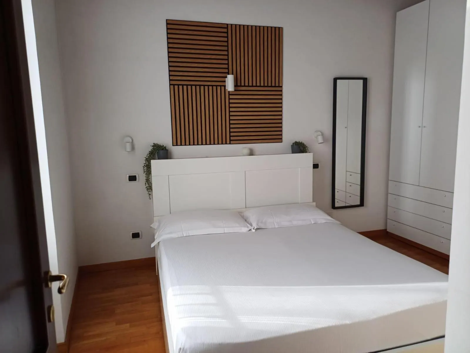 Bedroom, Bed in Apollo Apartments Colosseo