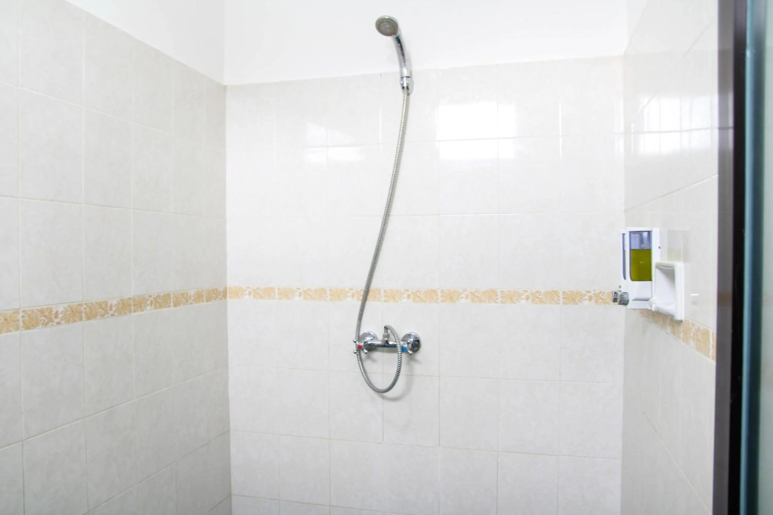 Bathroom in Chillhouse Lembongan