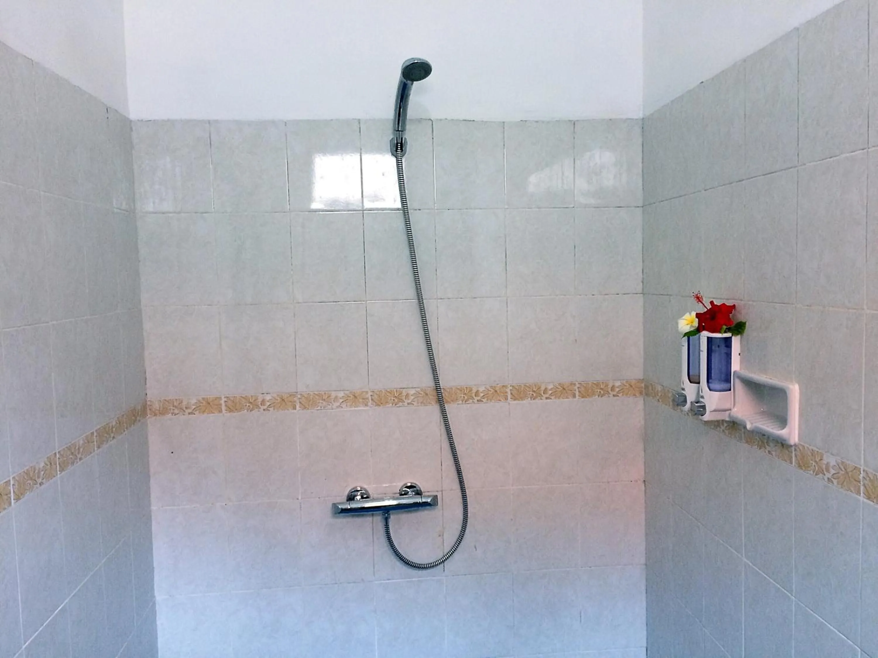 Bathroom in Chillhouse Lembongan