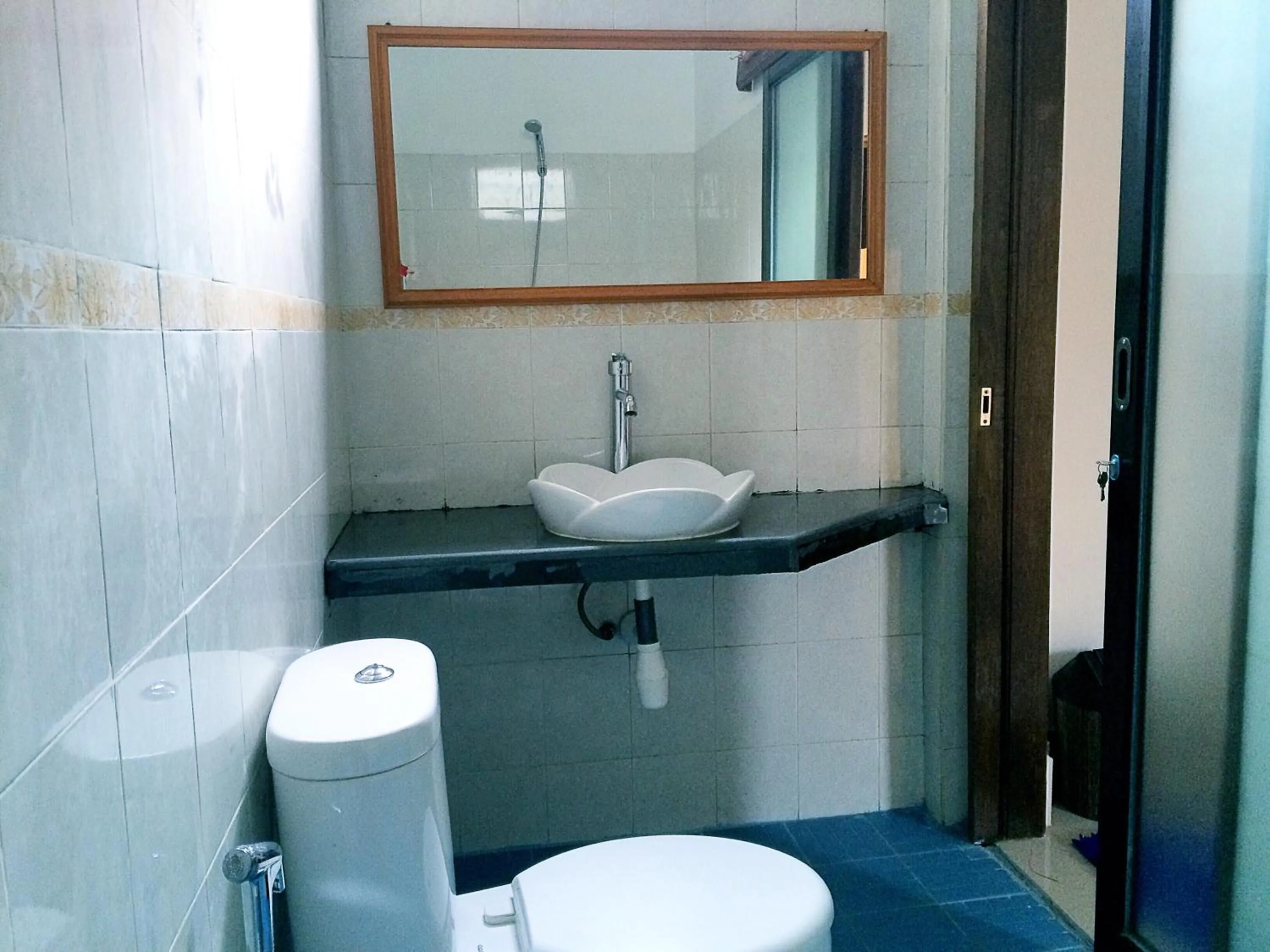 Bathroom in Chillhouse Lembongan