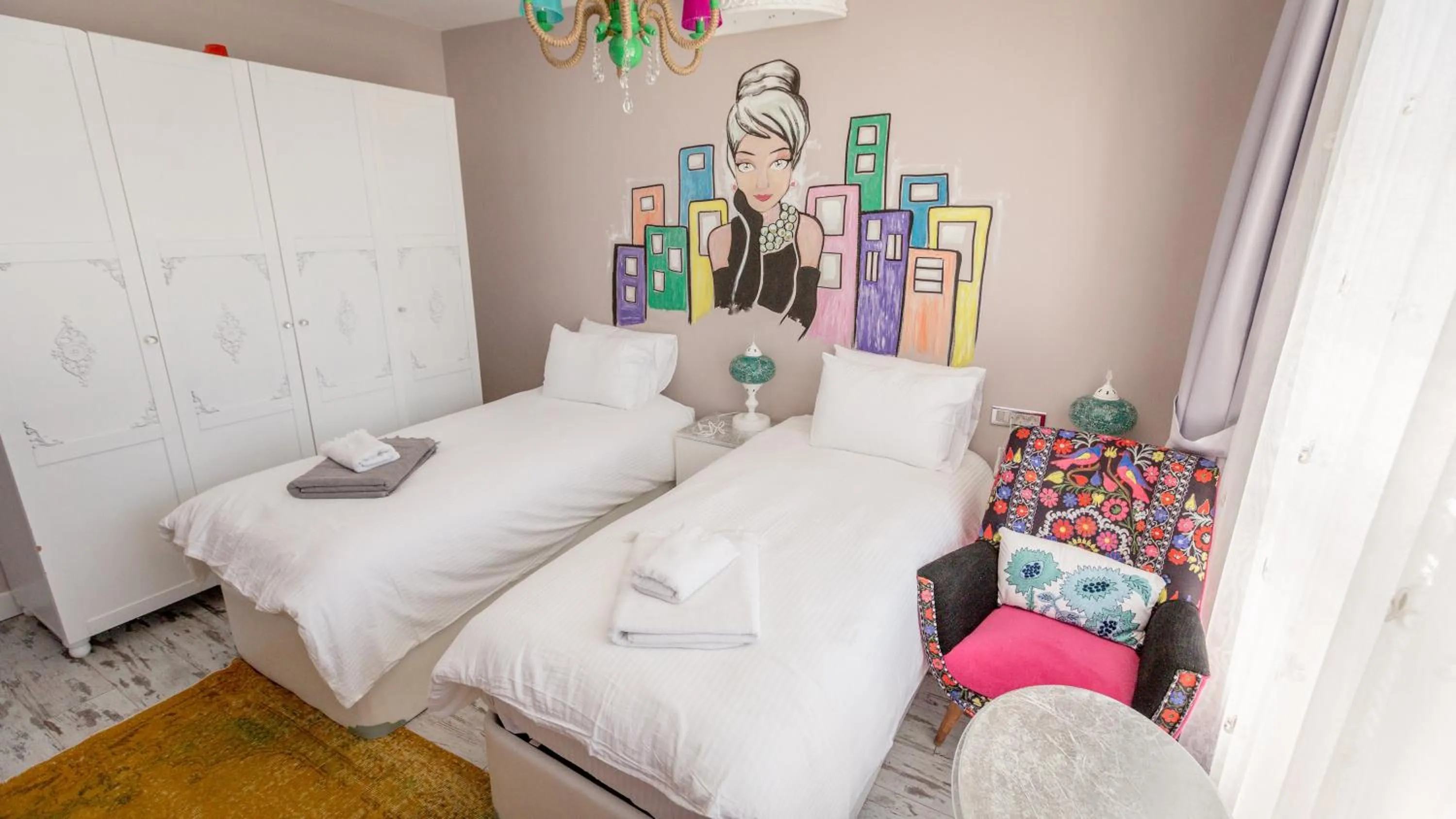 Photo of the whole room, Bed in Limnades Hotel İznik