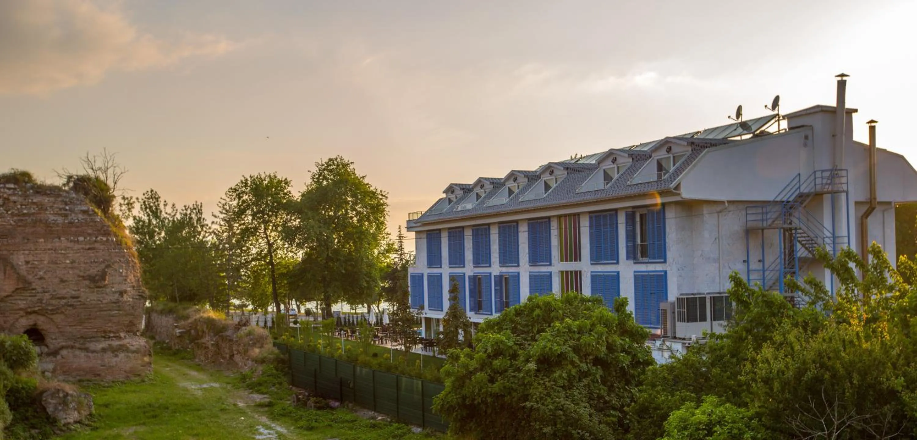 Property building in Limnades Hotel İznik