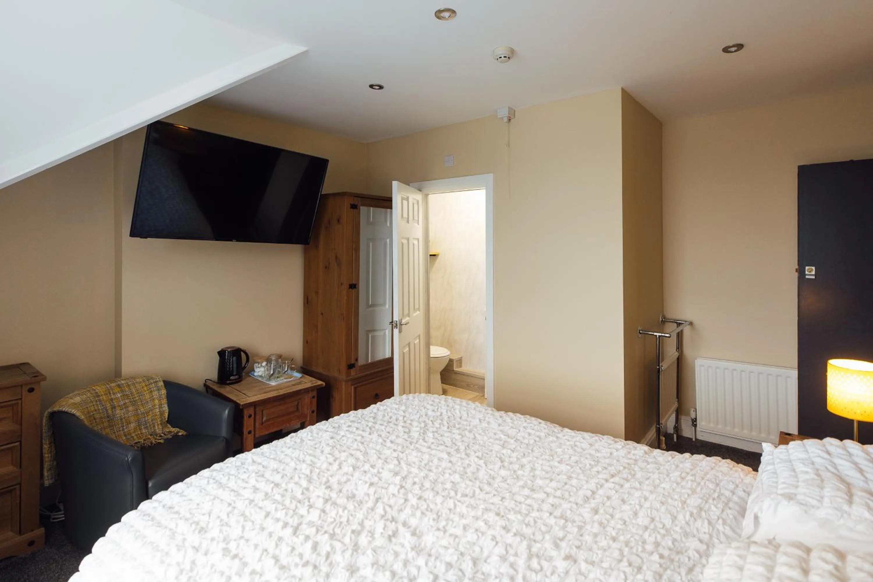 Bed in The Dolphin Hotel & Restaurant