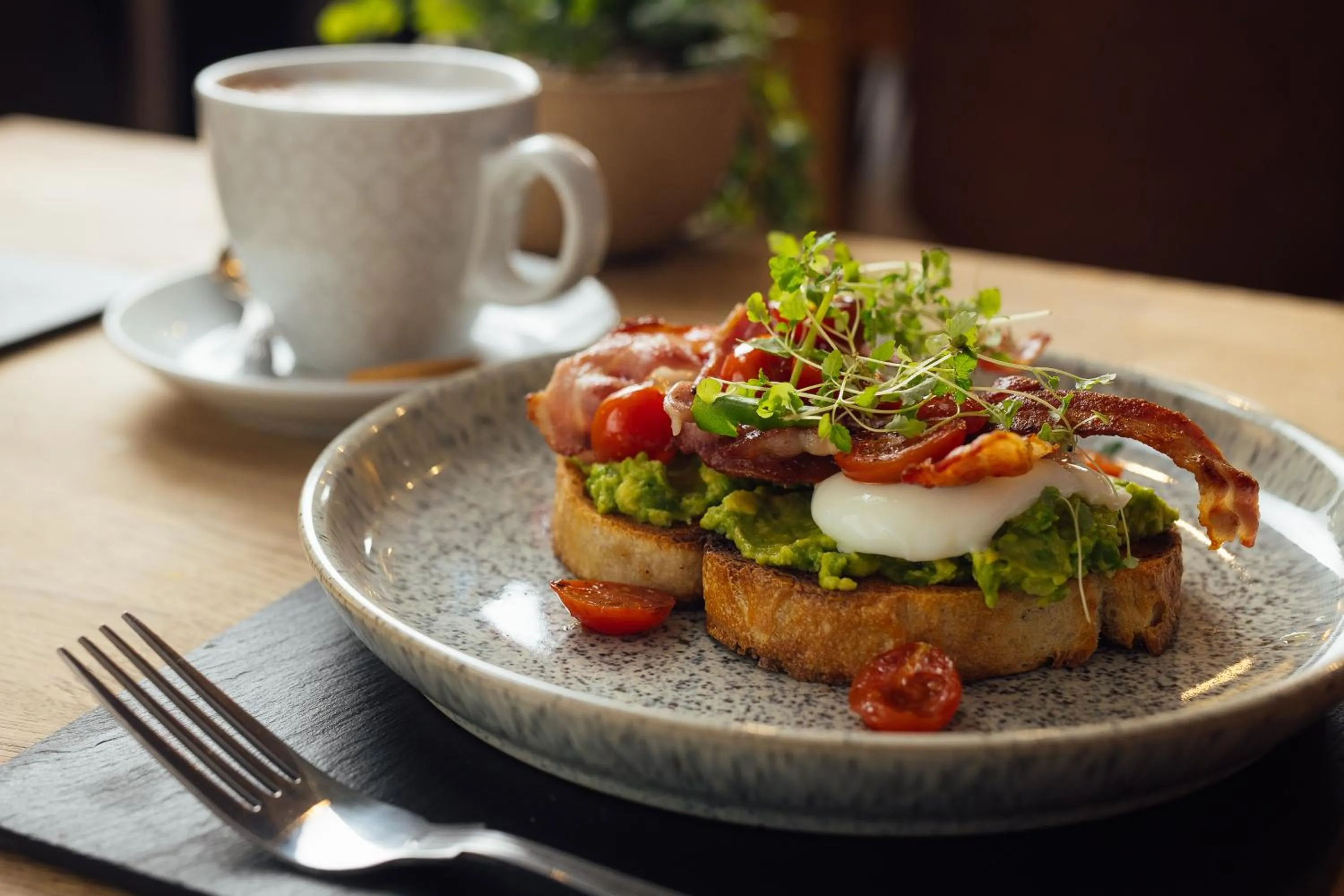 Restaurant/places to eat in The Dolphin Hotel & Restaurant