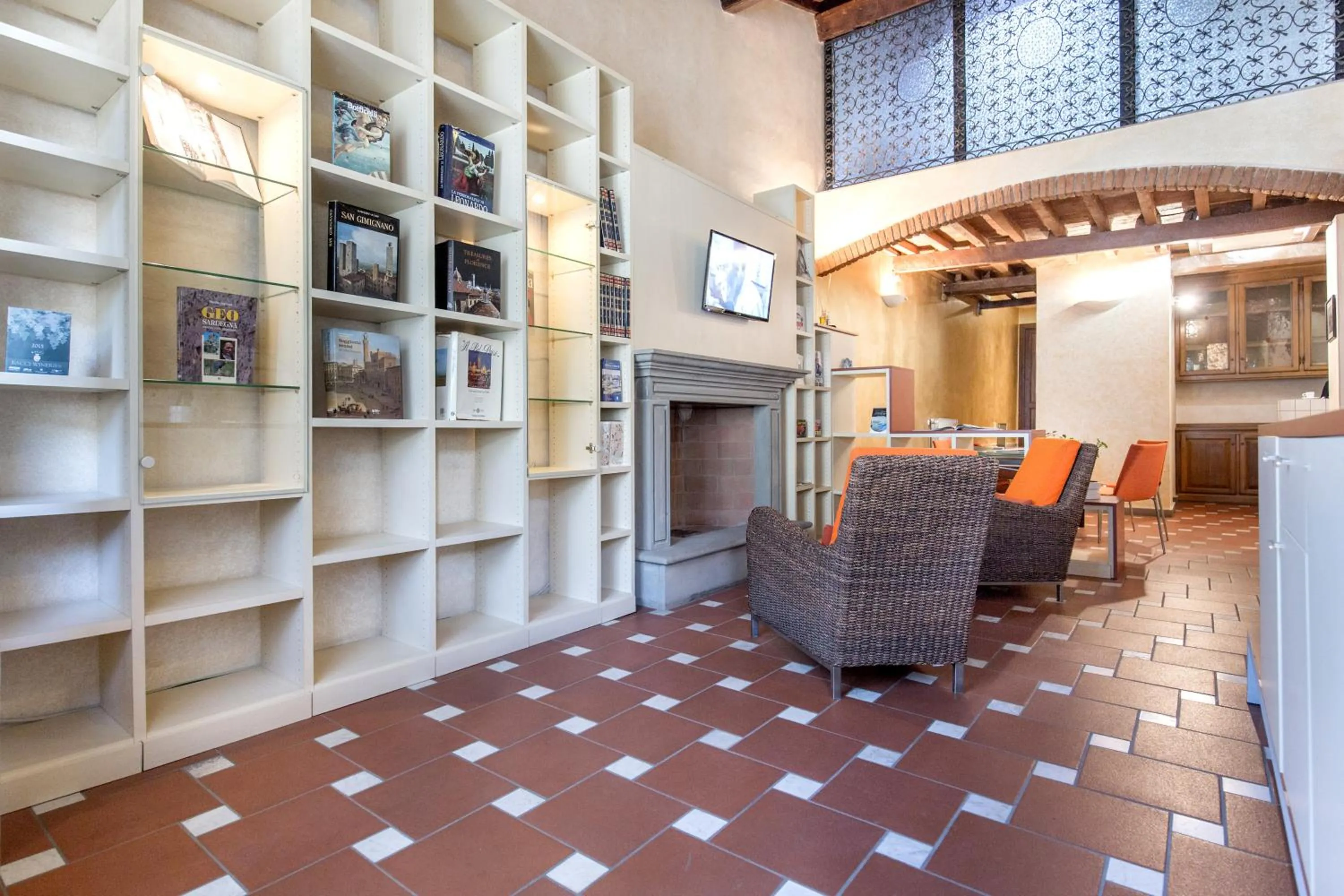 Library in Home Boutique Santa Maria Novella