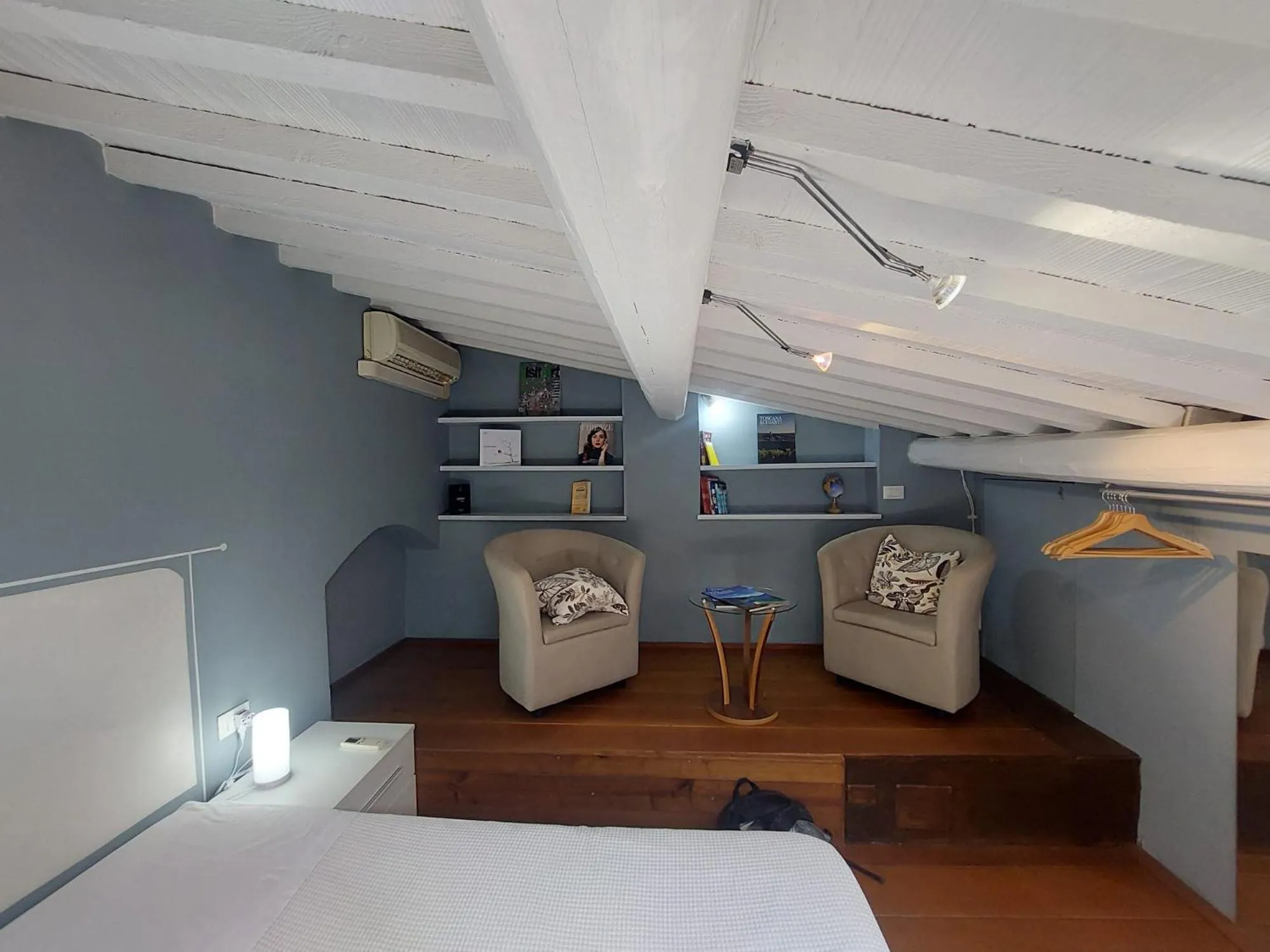 Photo of the whole room, Bed in Home Boutique Santa Maria Novella