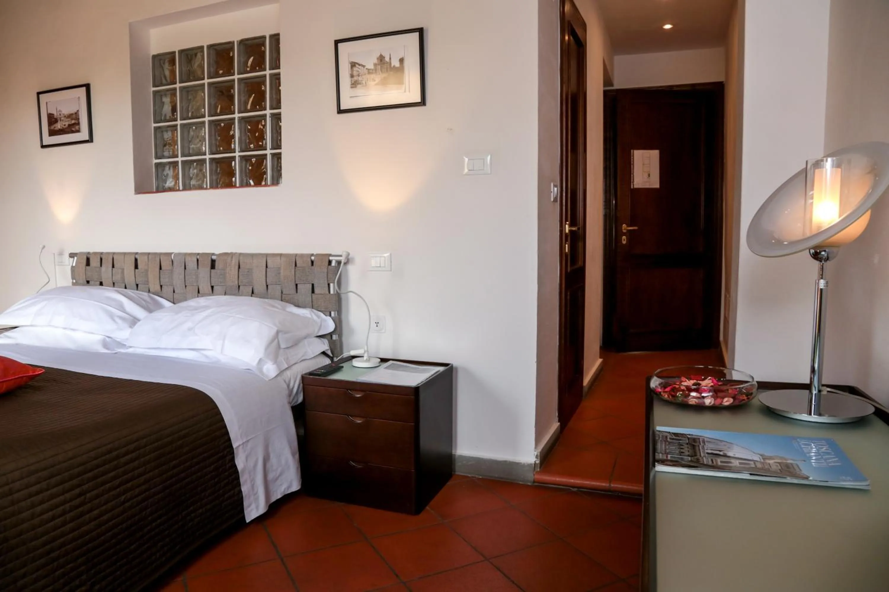 Photo of the whole room, Bed in Home Boutique Santa Maria Novella