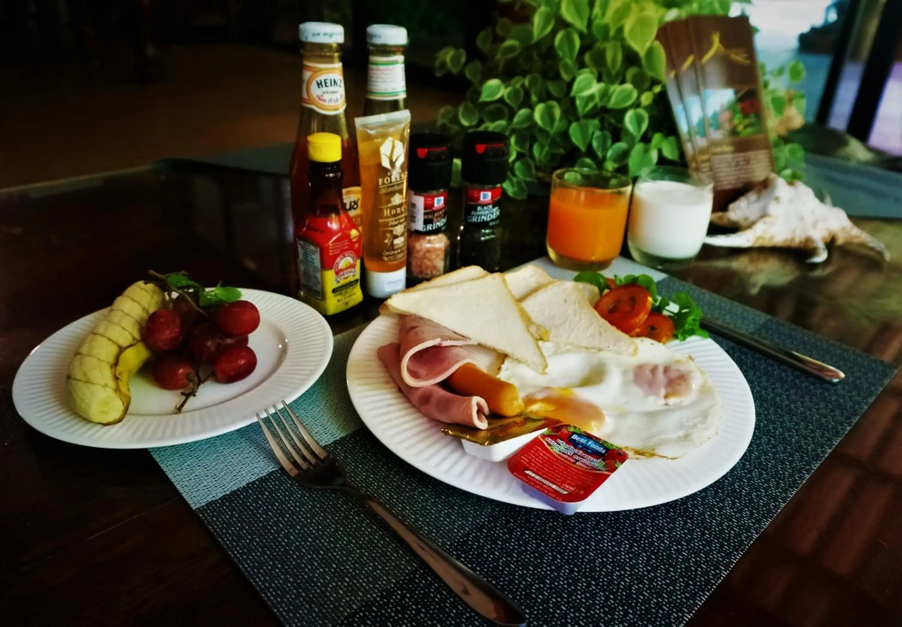 Ruen Tai Boutique Ruen Tai Boutique