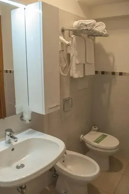 Double Room - single occupancy in Hotel Italia Double Room - single occupancy in Hotel Italia