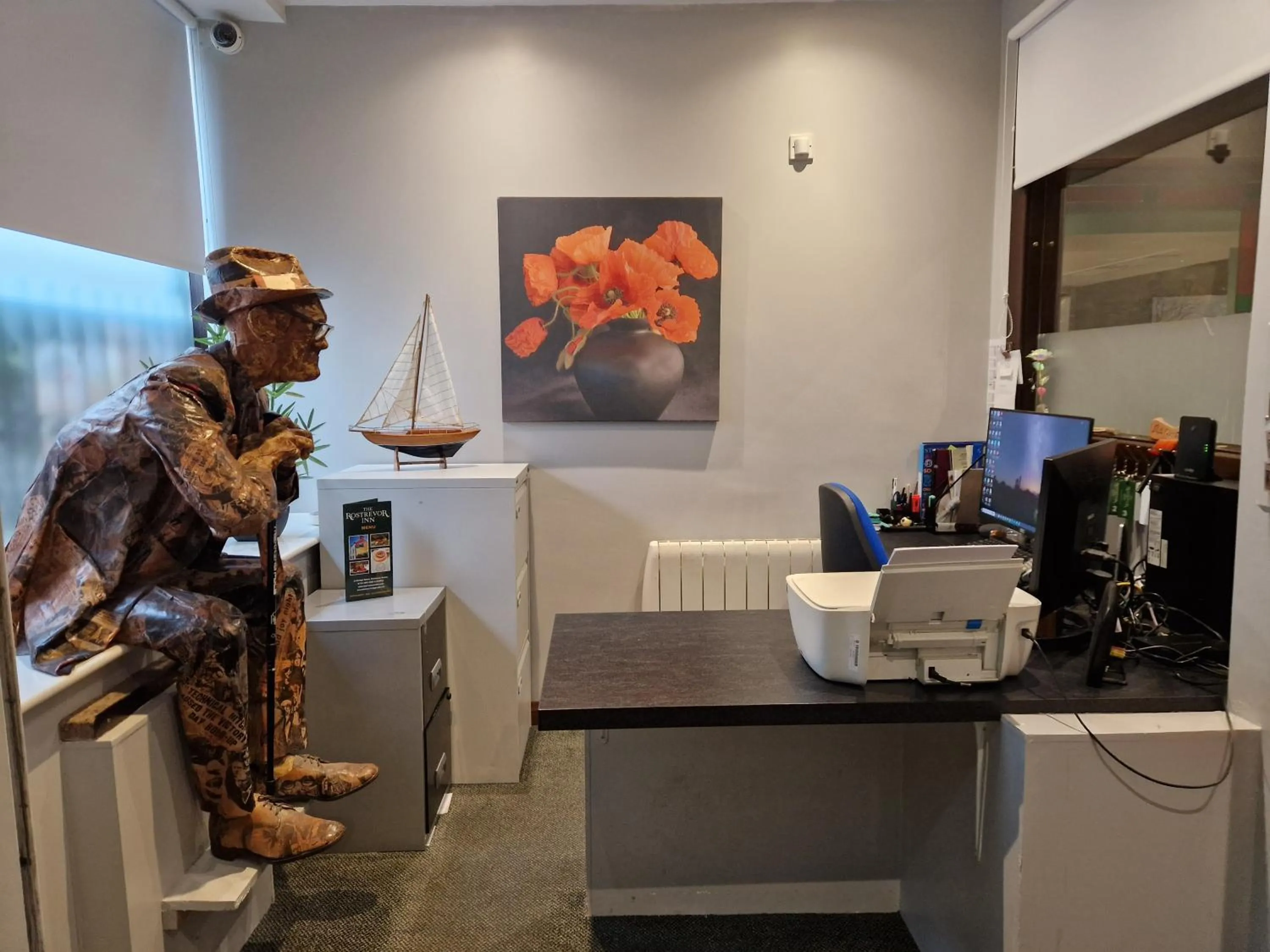 Lobby or reception in The Rostrevor Inn
