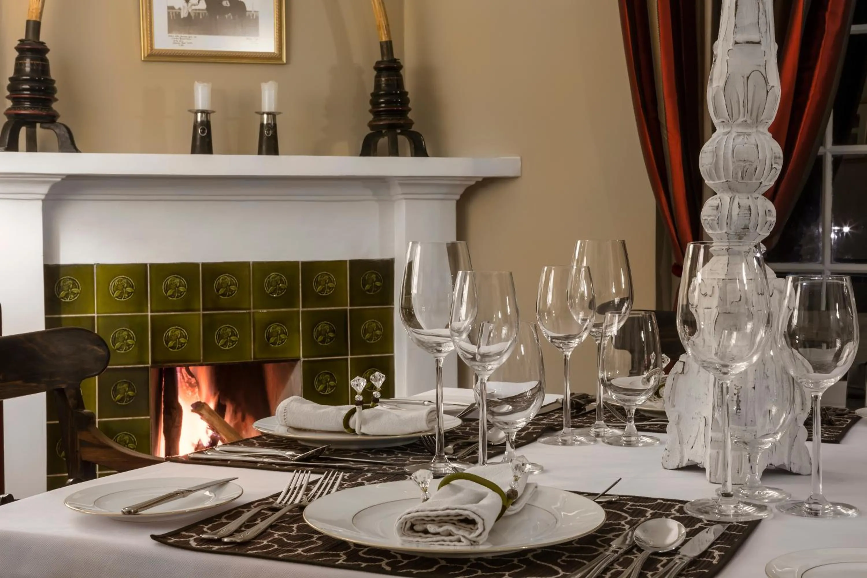 Dining area in Hill Rise Luxury Villa & Stables by Edwards Collection - Nuwara Eliya