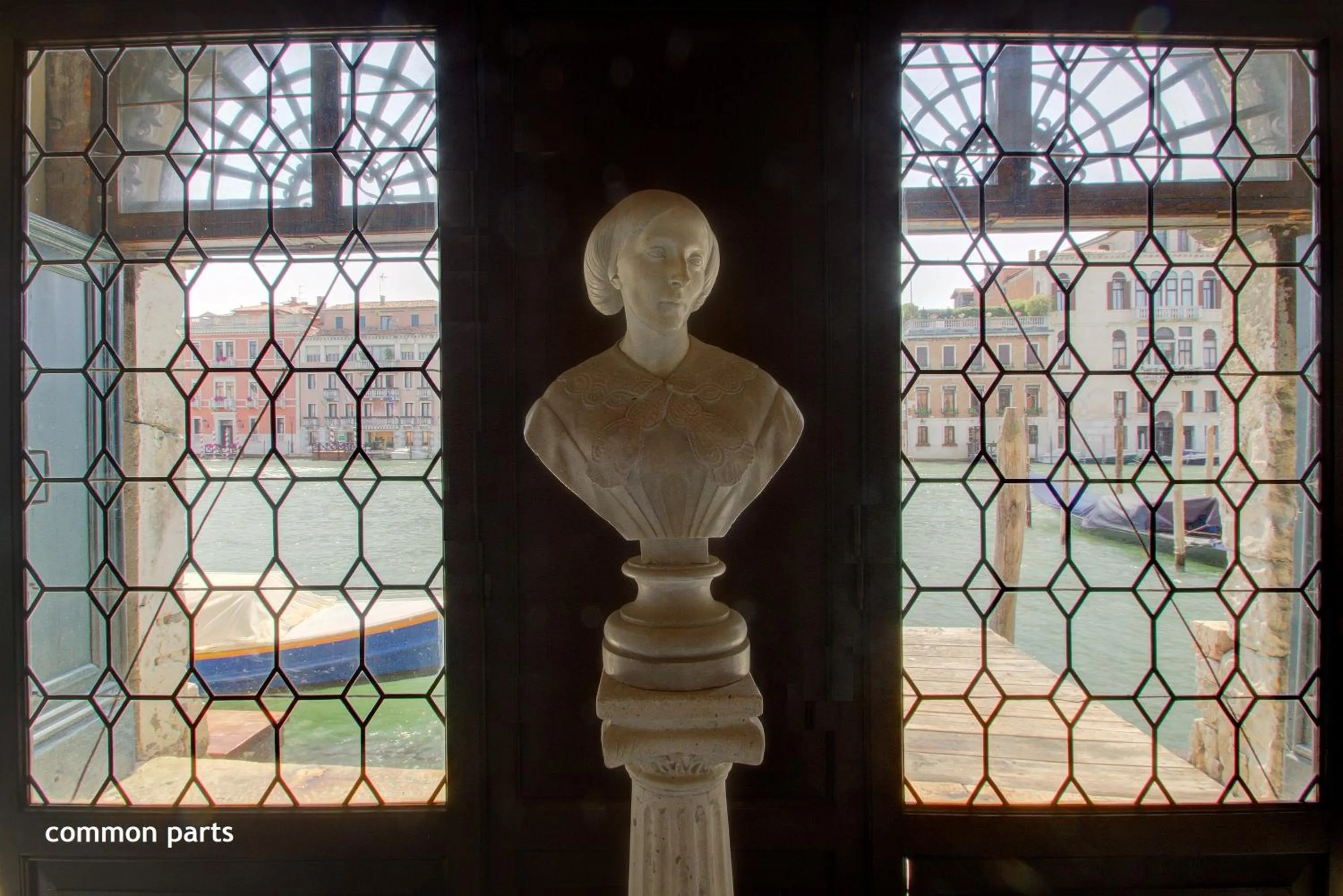 Facade/entrance in TRIBUNO Grand Canal