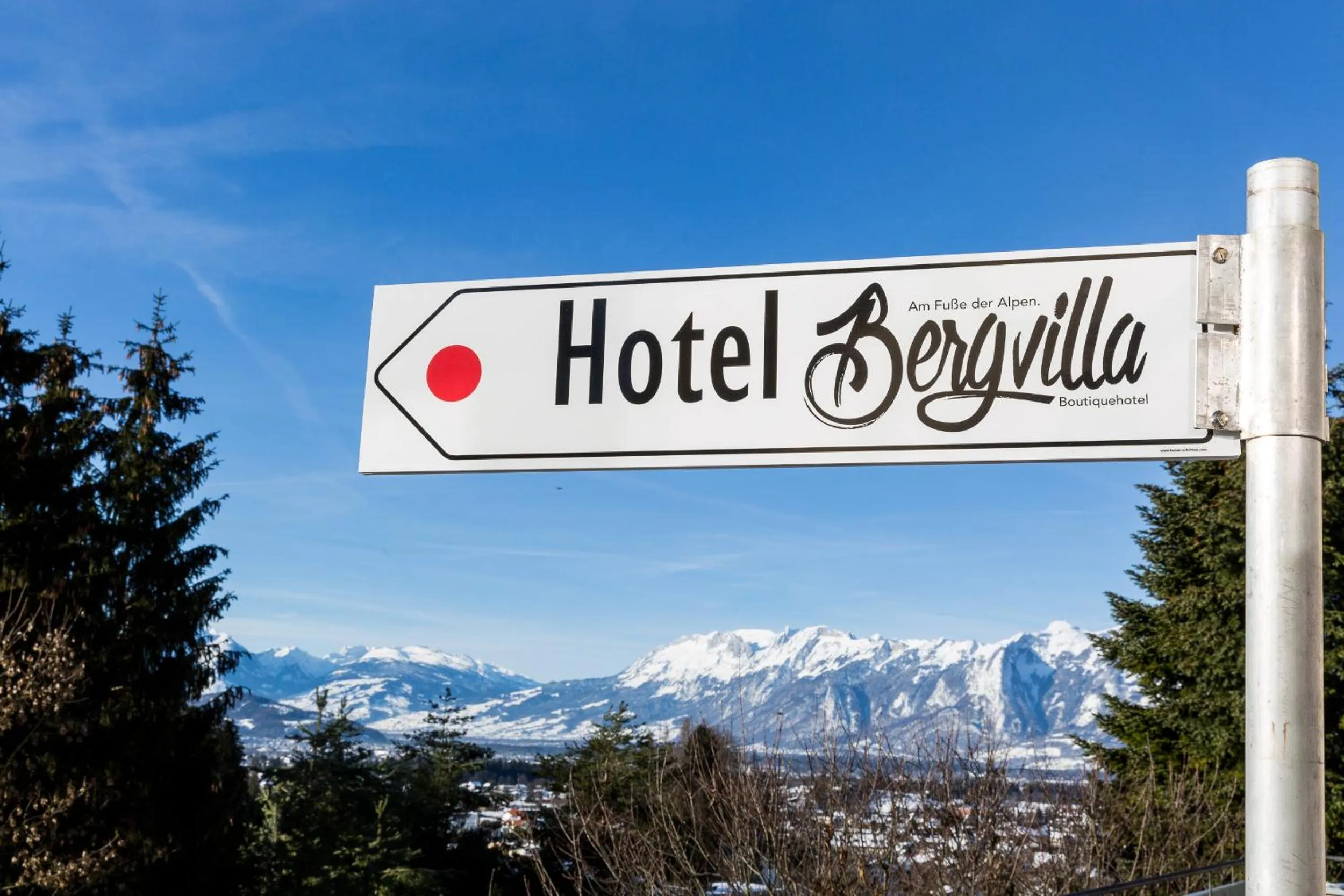 Property logo or sign in Boutiquehotel Bergvilla