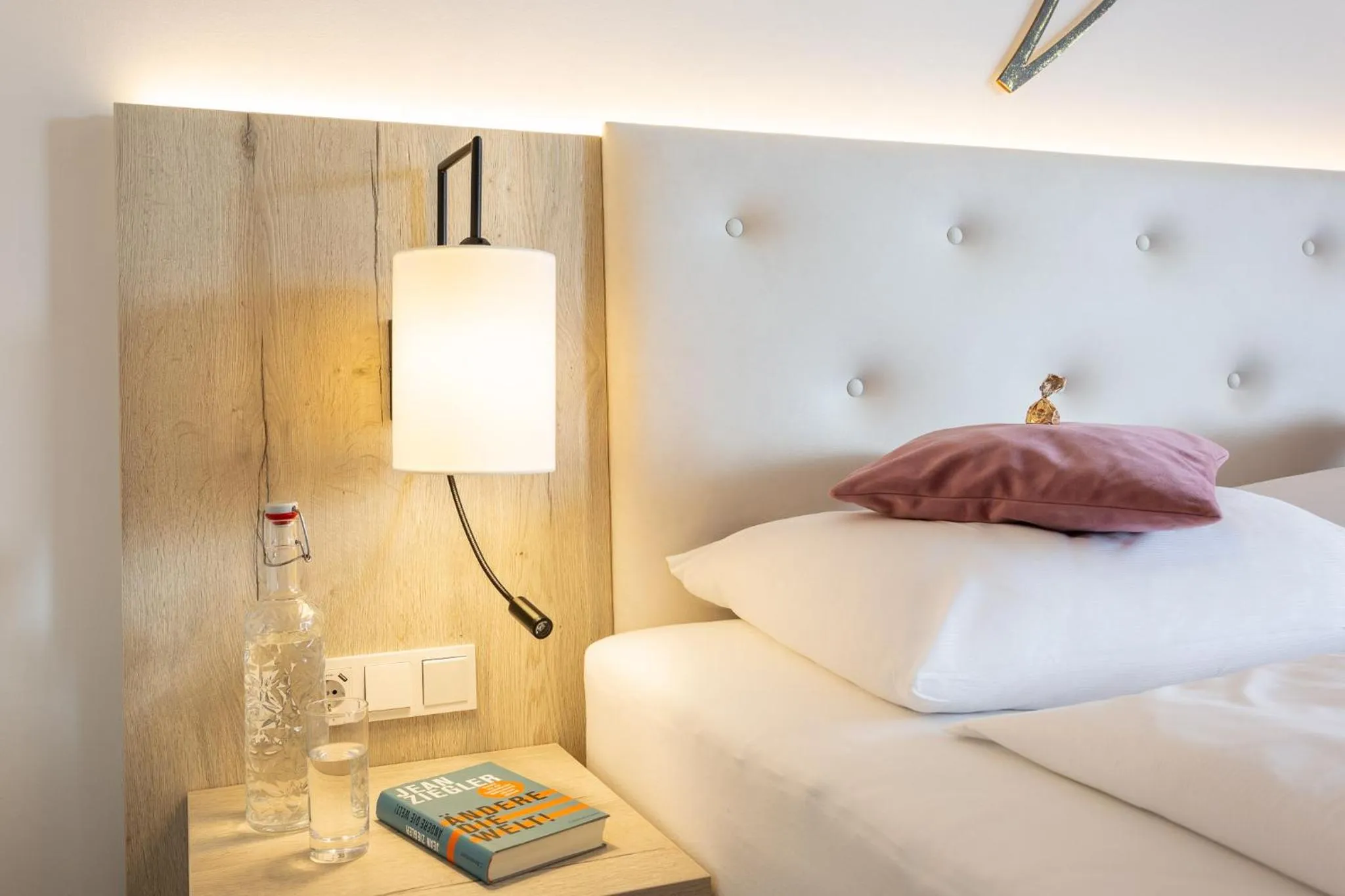 Decorative detail, Bed in Boutiquehotel Bergvilla