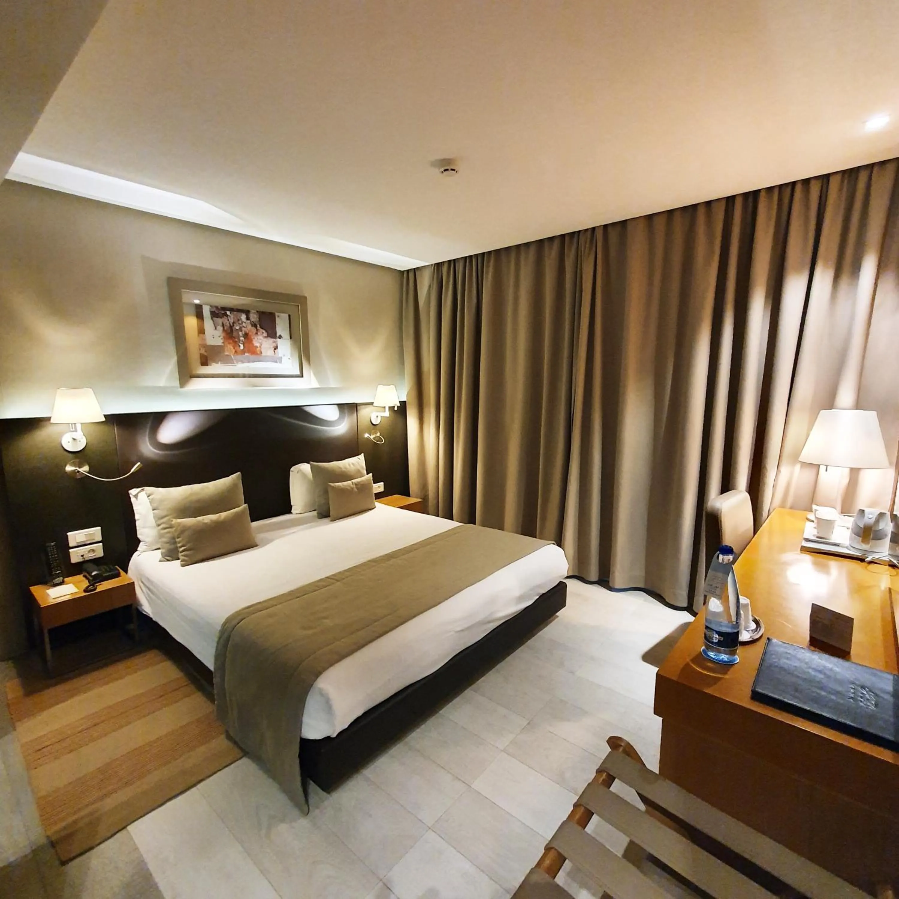 Bedroom, Bed in Hôtel Belvédère Fourati